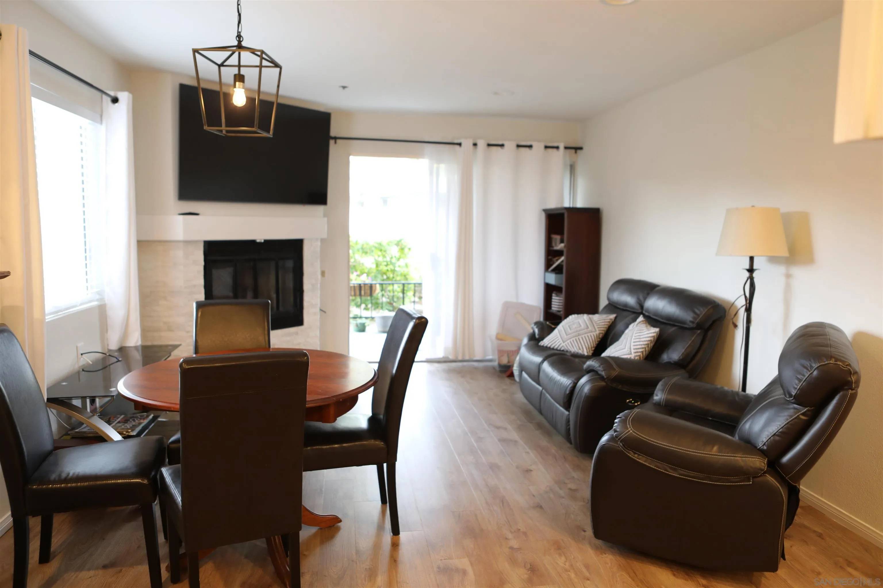 San Marcos, CA 92078,1682 Circa Del Lago #A112