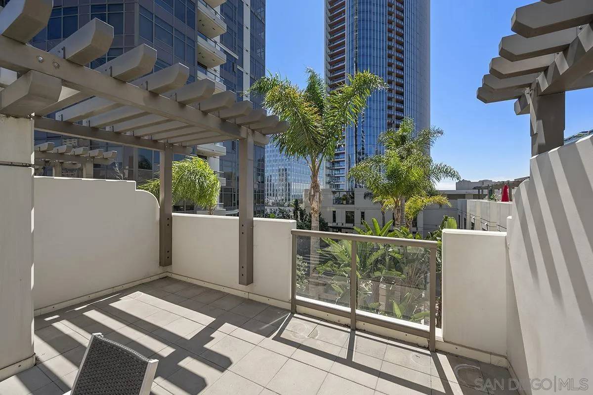 San Diego, CA 92101,700 W E Street #510