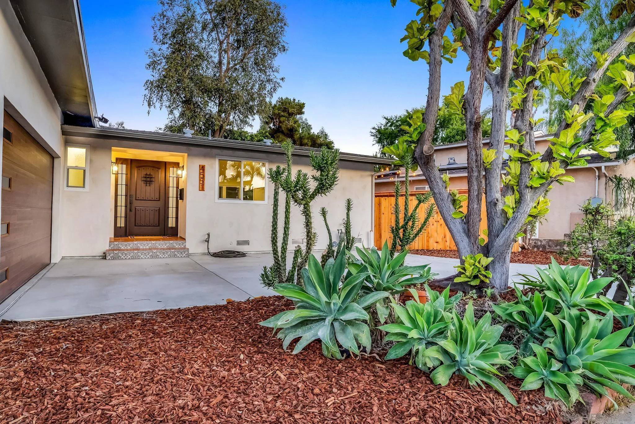 San Diego, CA 92115,4551 Highland Ave