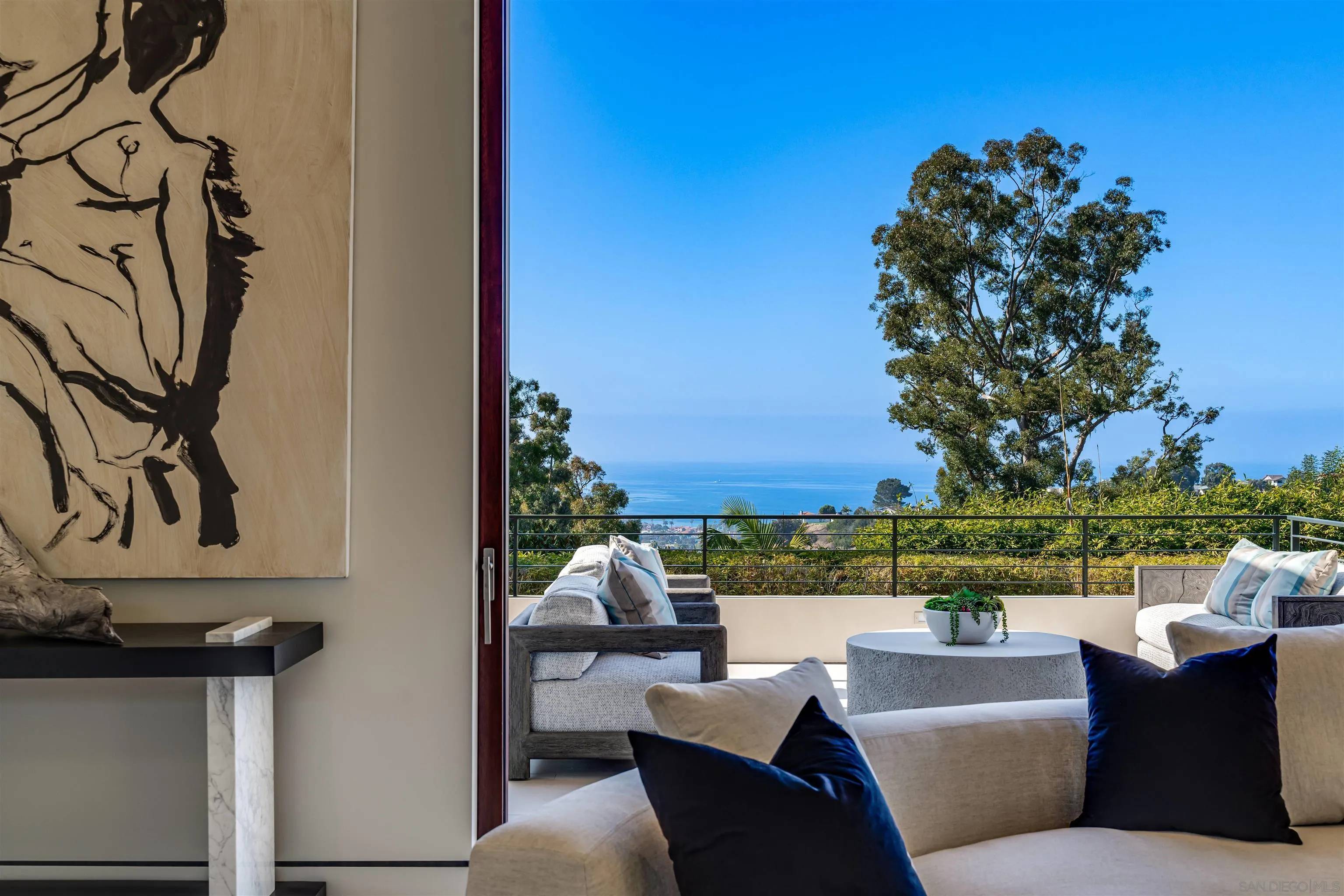 La Jolla, CA 92037,8070 La Jolla Scenic Dr N