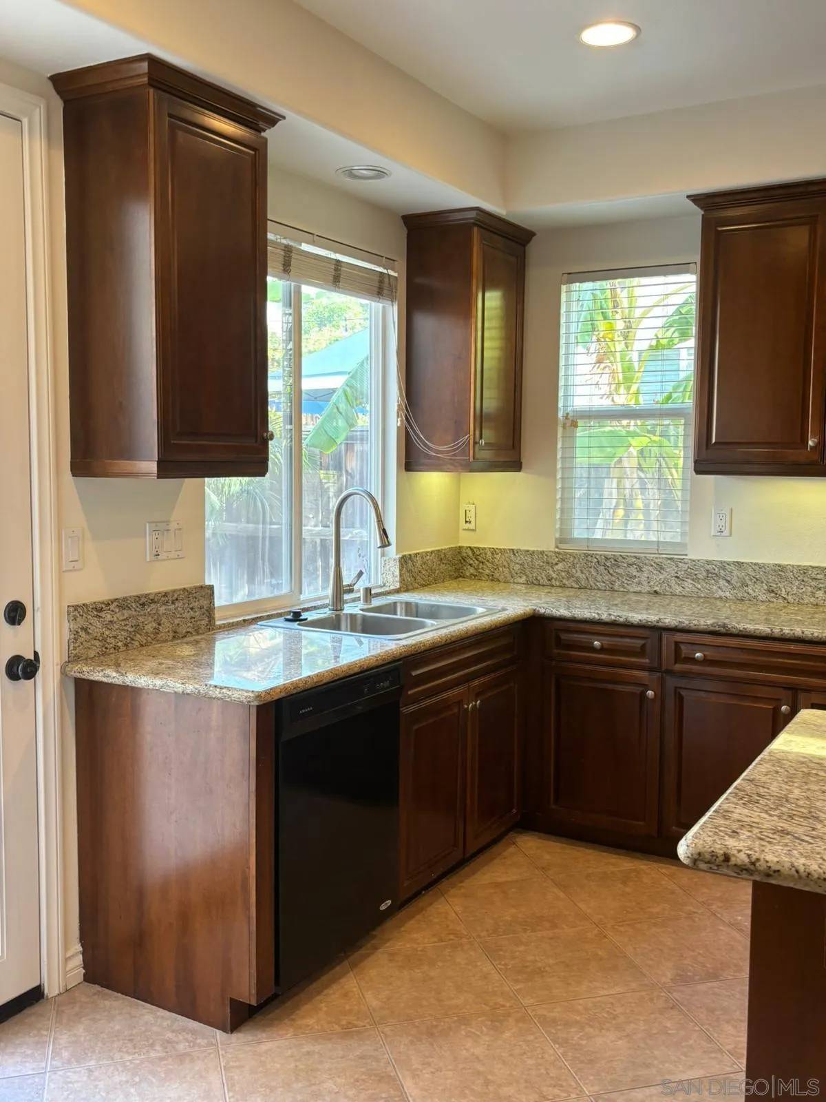 Chula Vista, CA 91915,1612 Picket Fence Dr