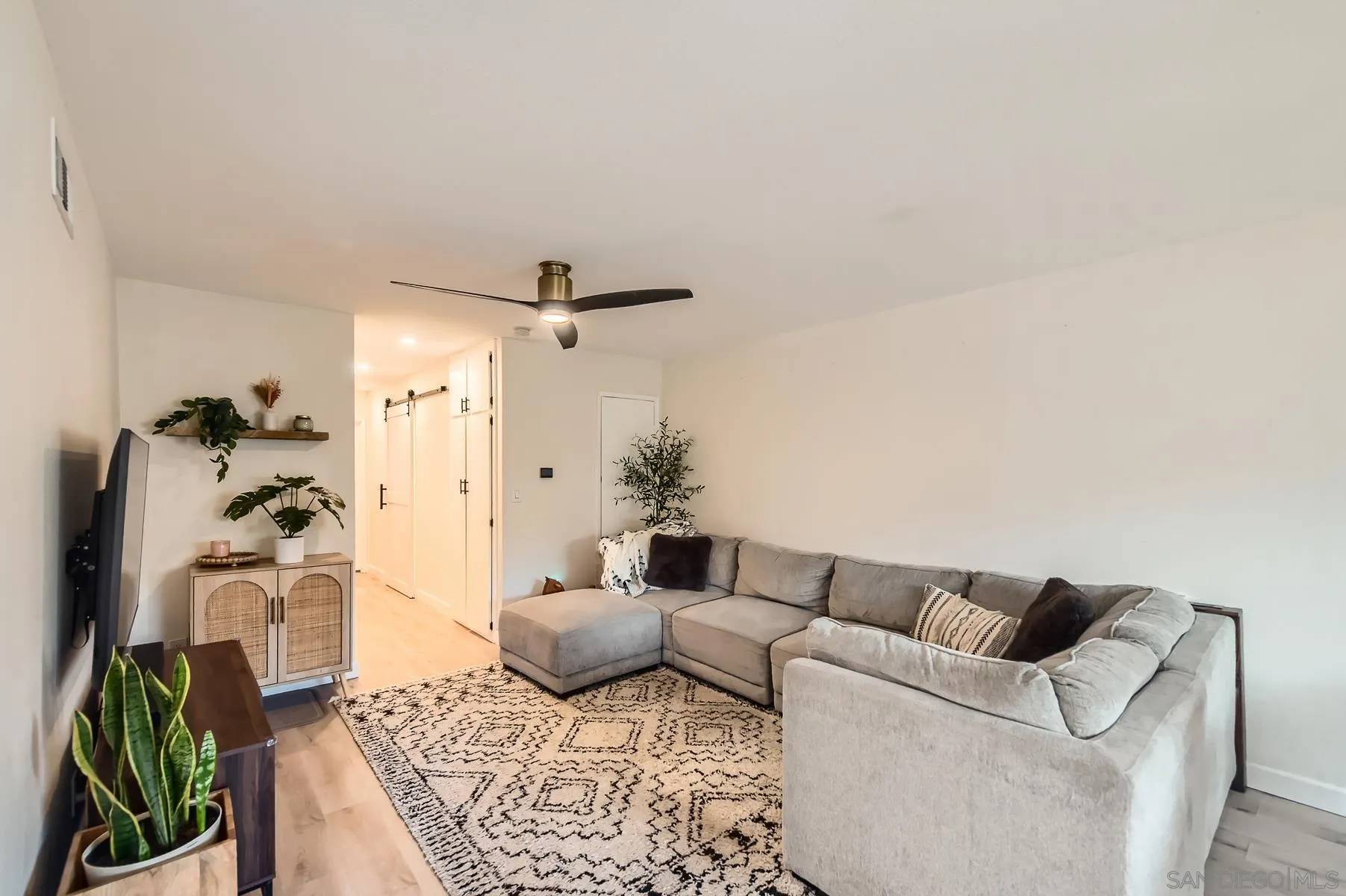 Santee, CA 92071,8039 Calle Fanita