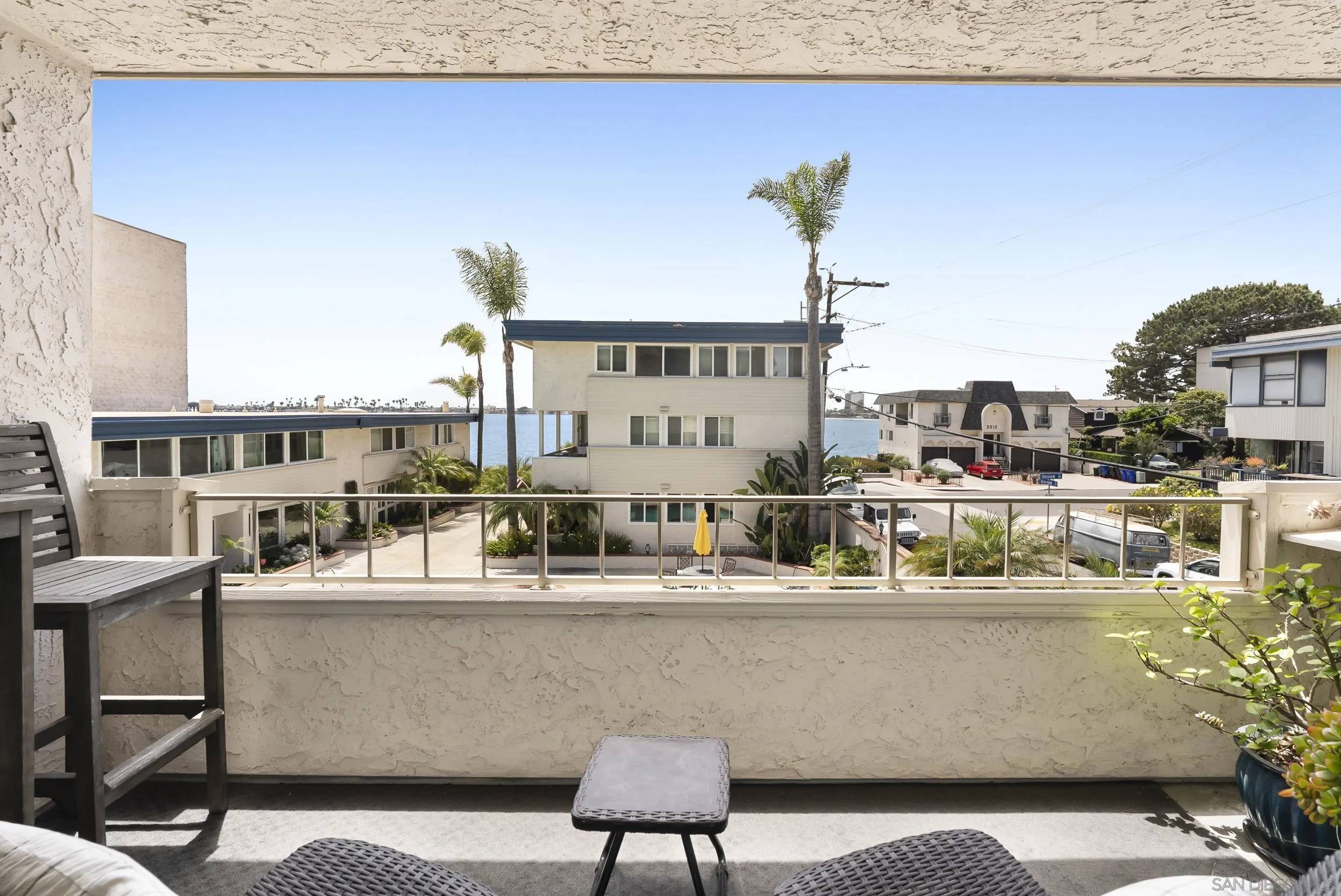 San Diego, CA 92109,3920 Riviera Dr #E