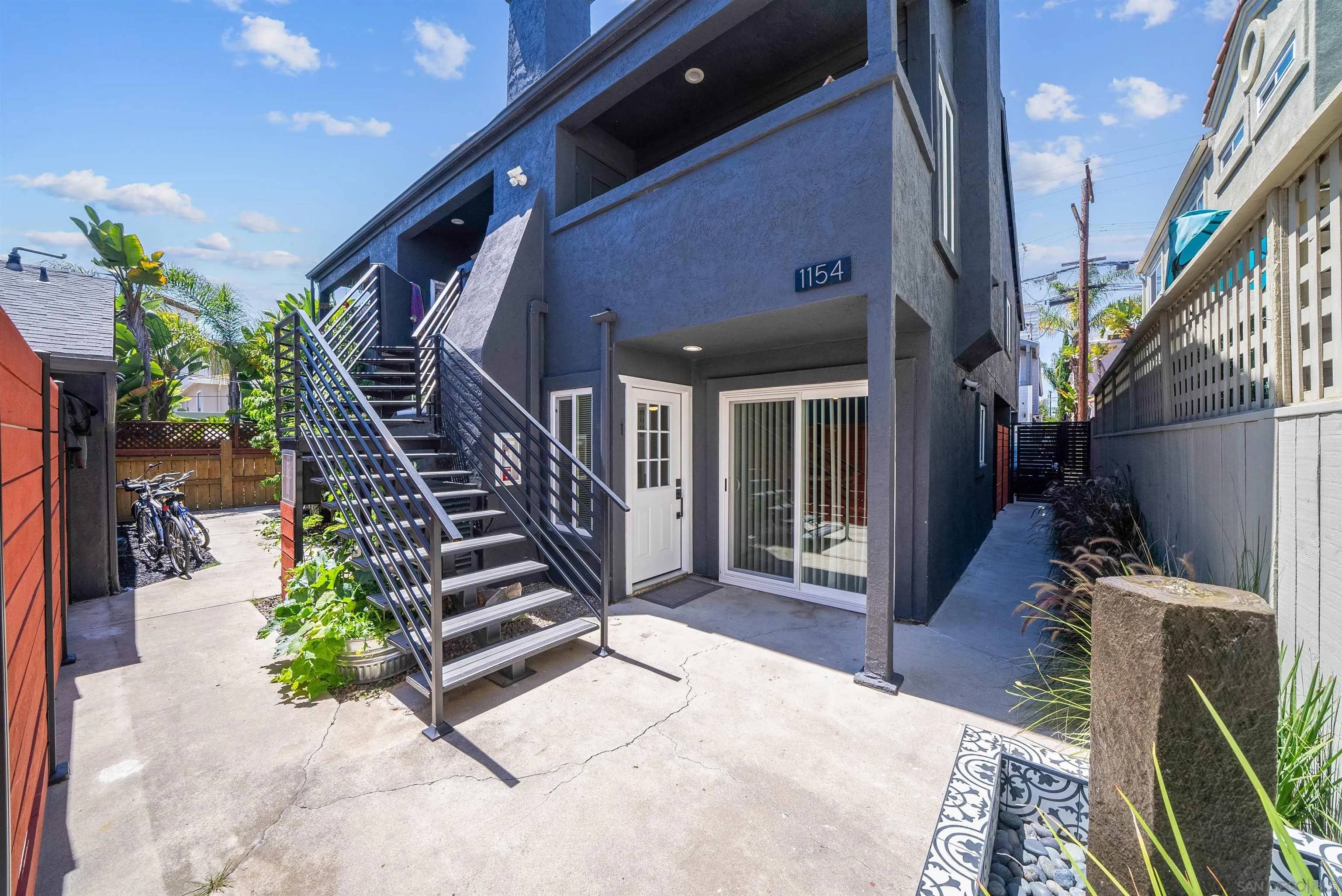 San Diego, CA 92109,1152-54 Pacific Beach Dr