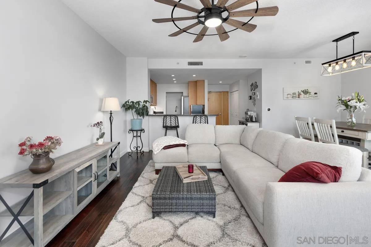 San Diego, CA 92101,850 Beech St. #1403