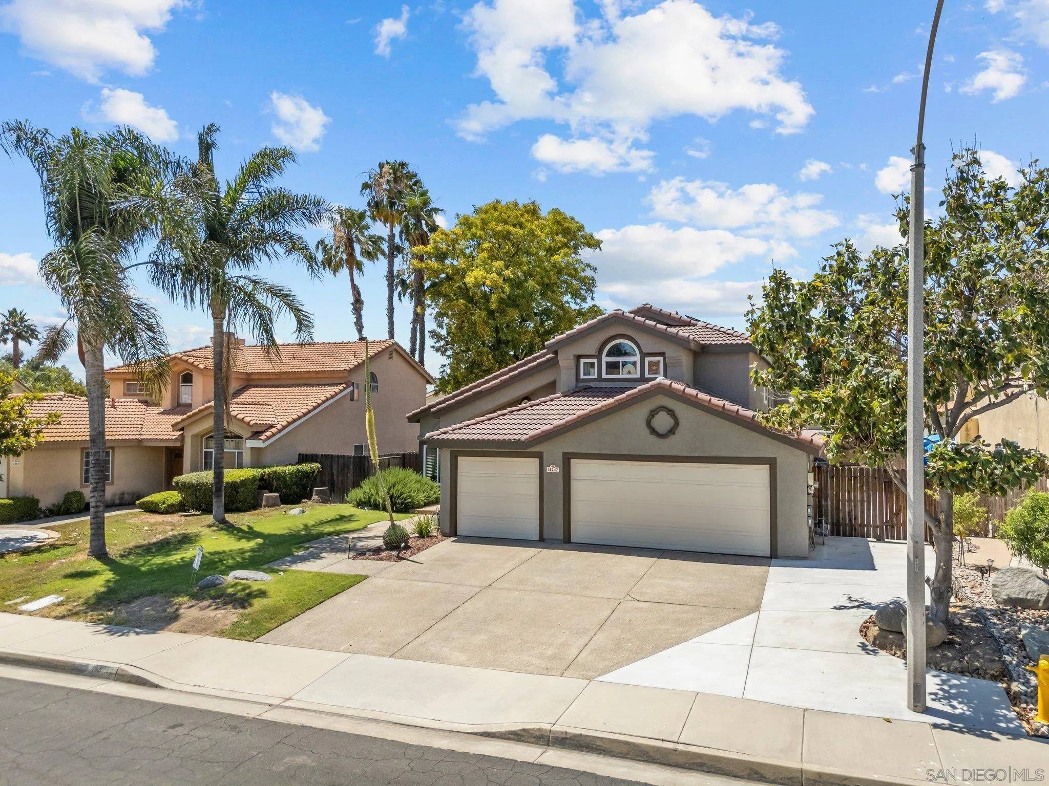 Murrieta, CA 92562,41447 magnolia st