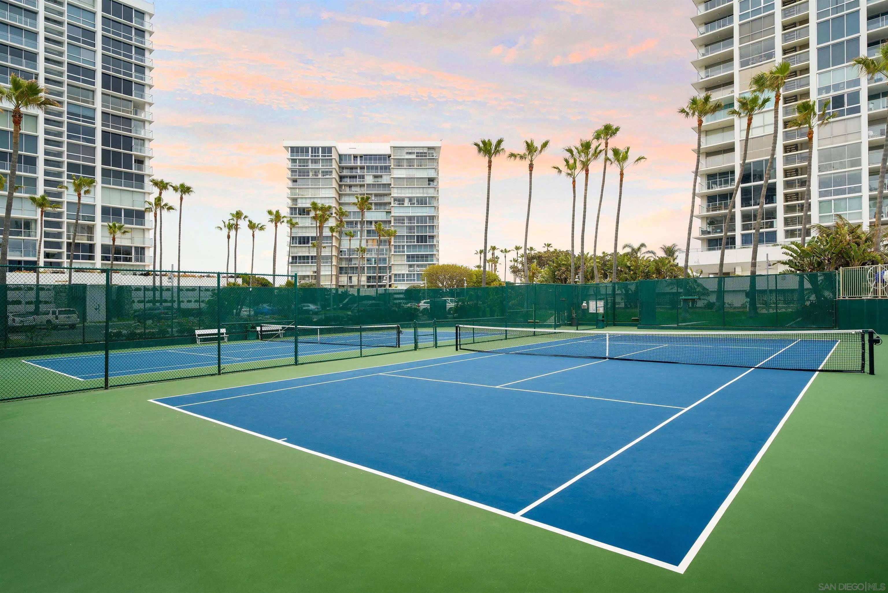Coronado, CA 92118,1820 Avenida Del Mundo #808