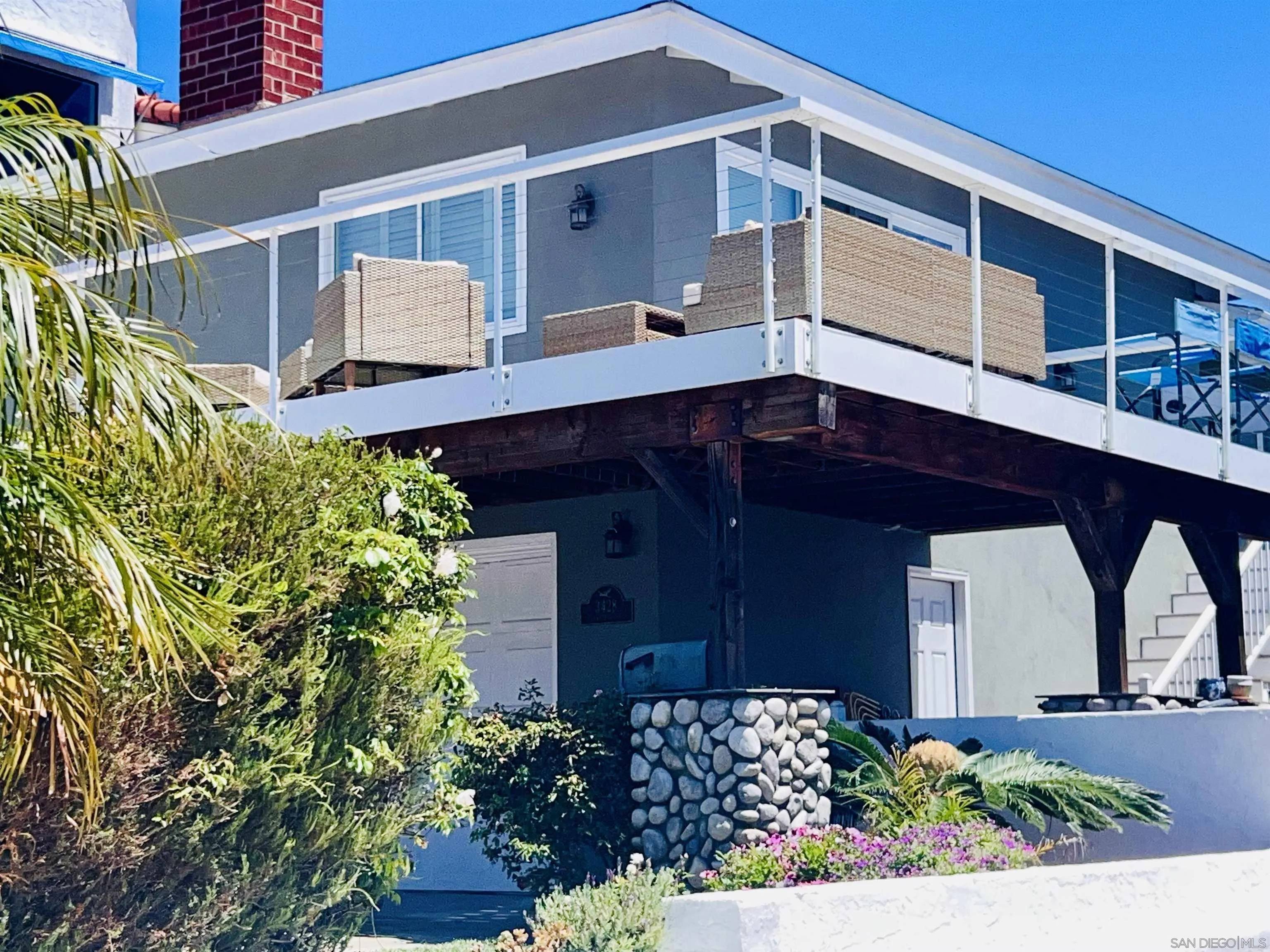 San Diego, CA 92106,3428 Garrison St