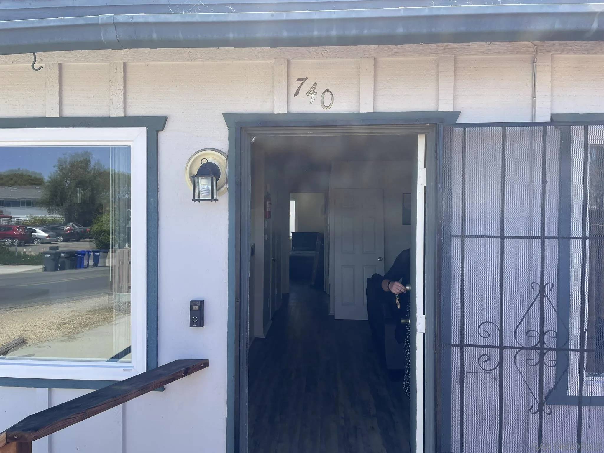 Vista, CA 92083,740-742 W California Ave.