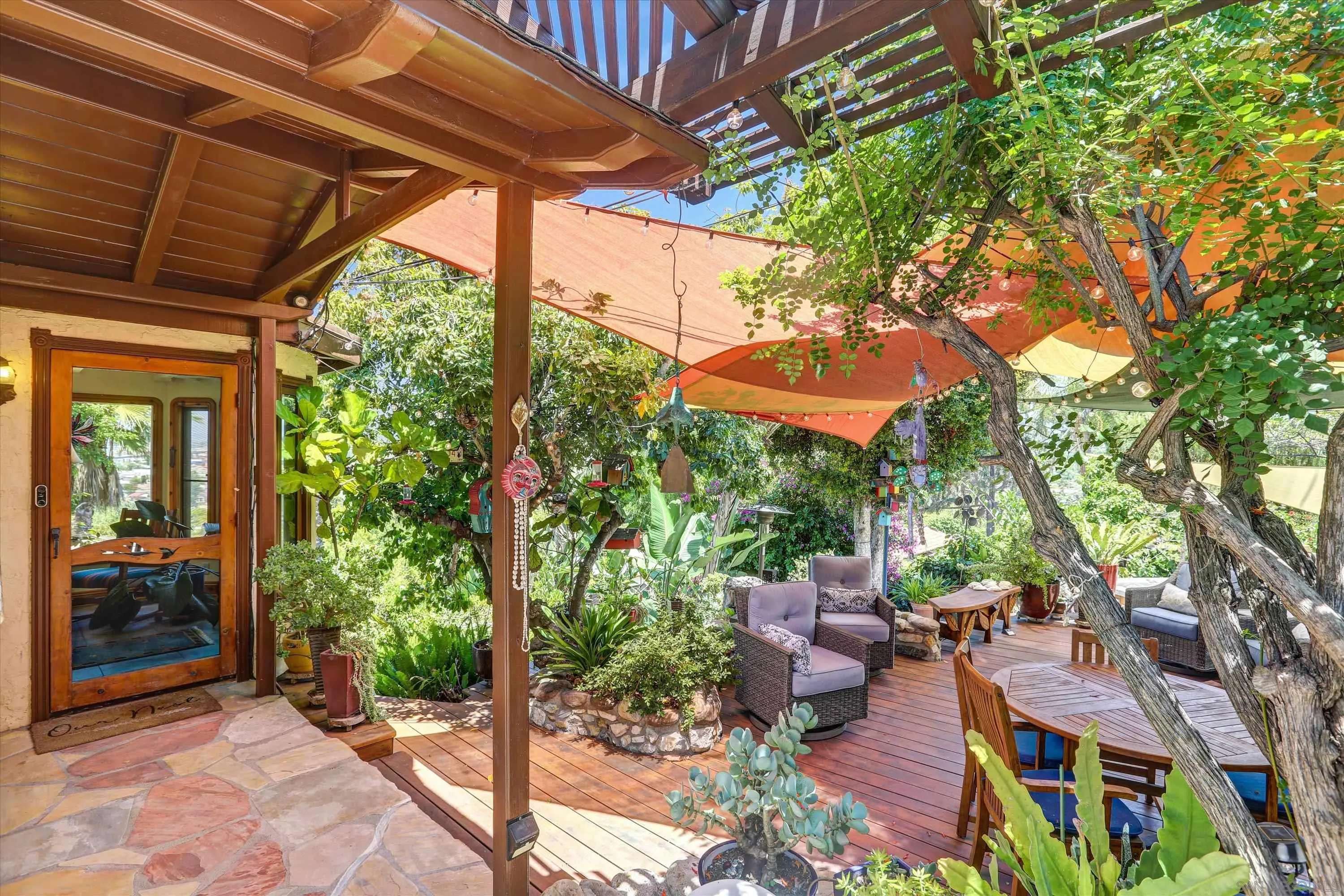 La Mesa, CA 91941,8720 GLENIRA Ave