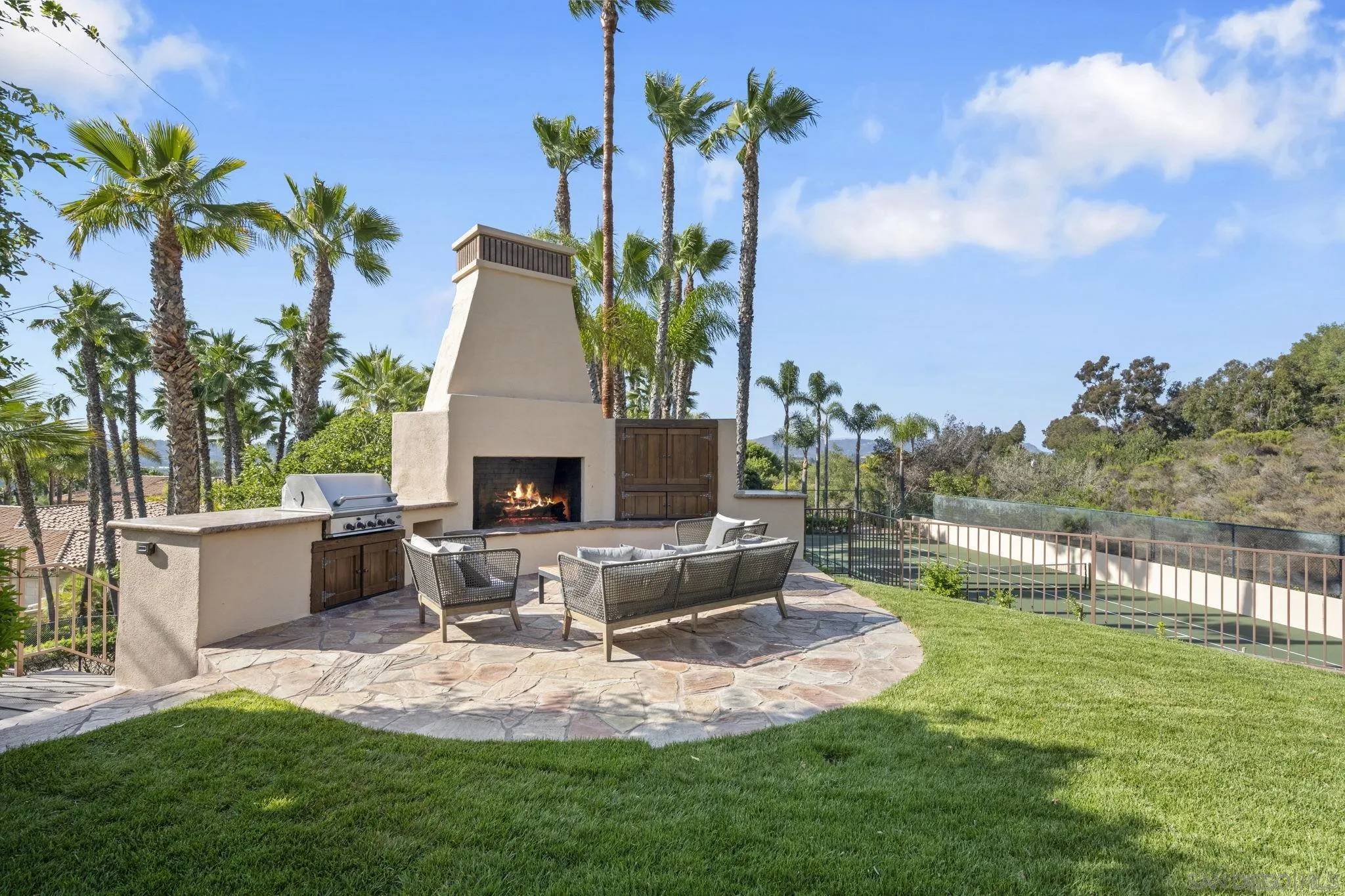 Rancho Santa Fe, CA 92067,5980 Rancho Diegueno