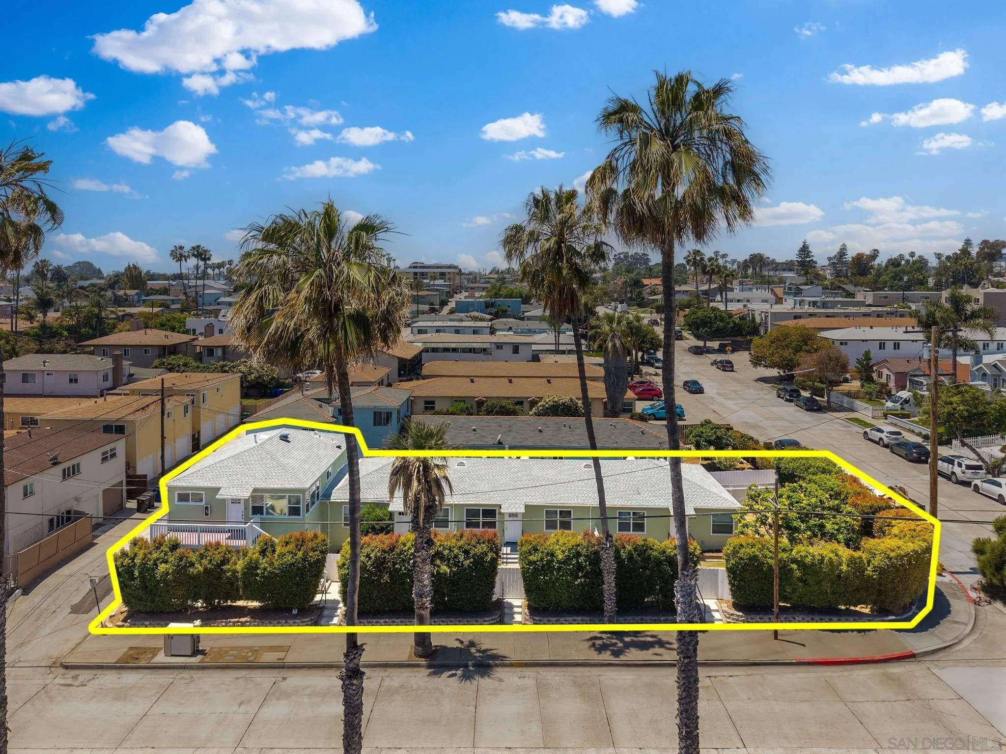 San Diego, CA 92109,2073-79 Reed Ave