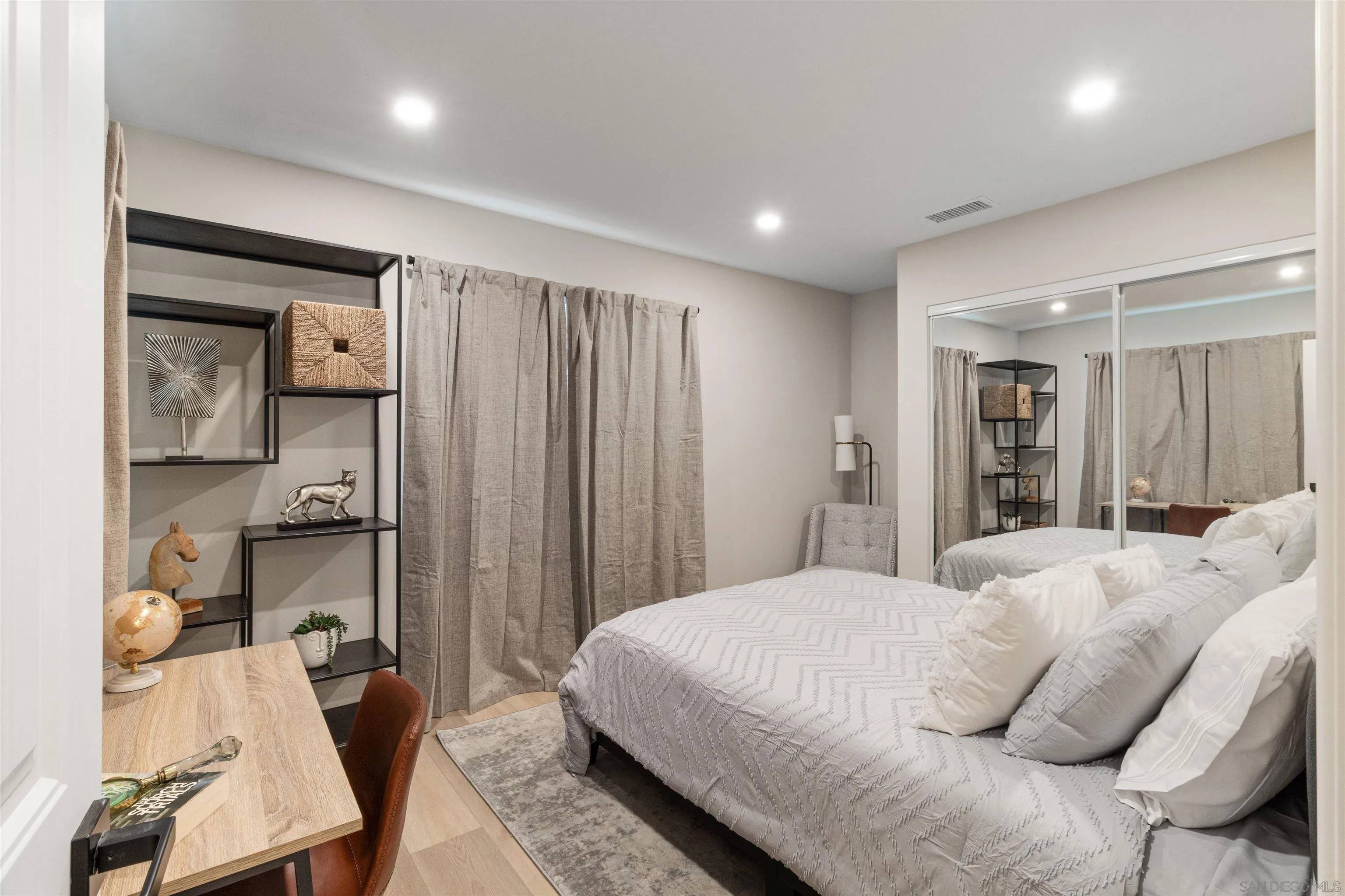 San Diego, CA 92115,6665 Amherst