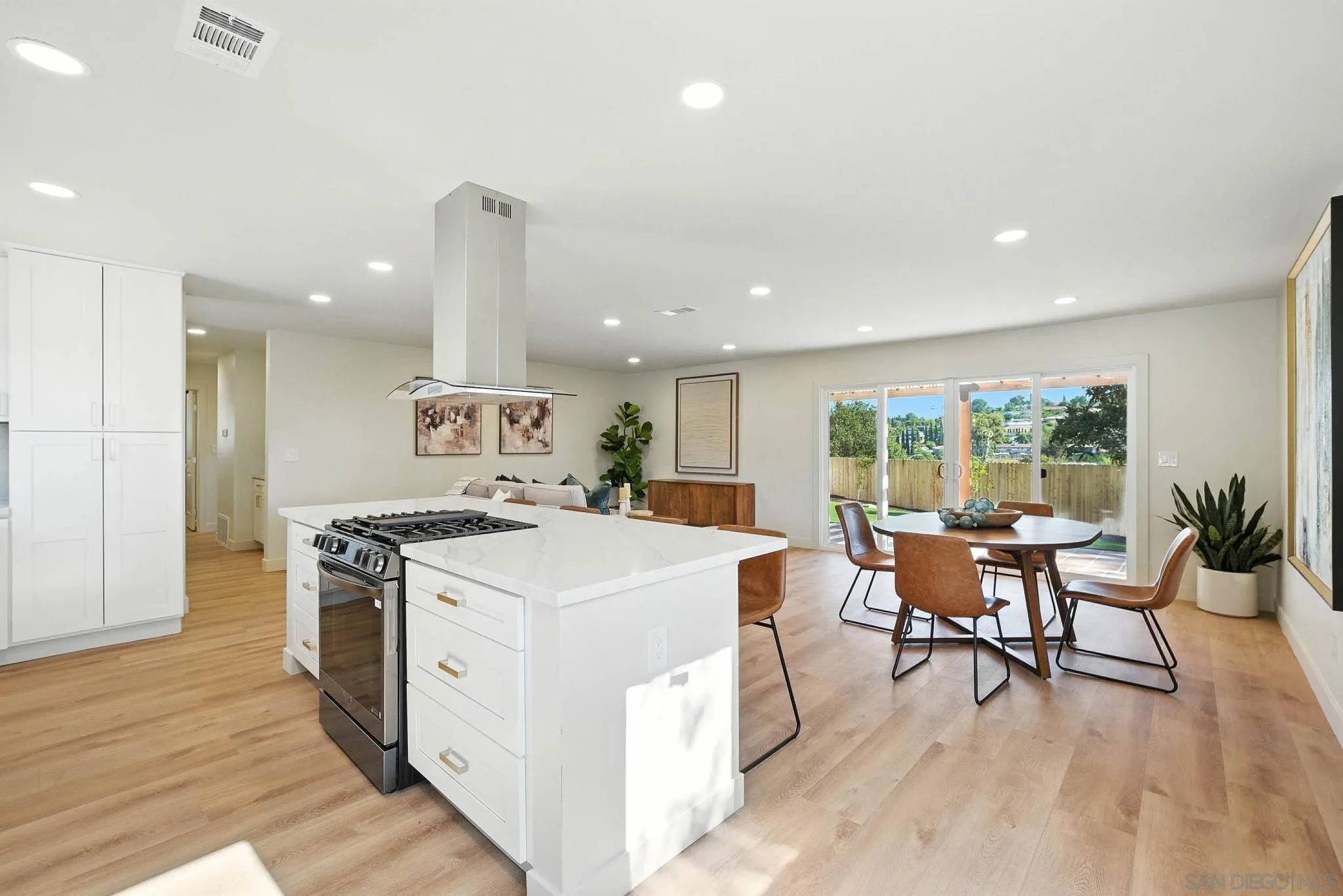 Spring Valley, CA 91977,10183 Madrid Way