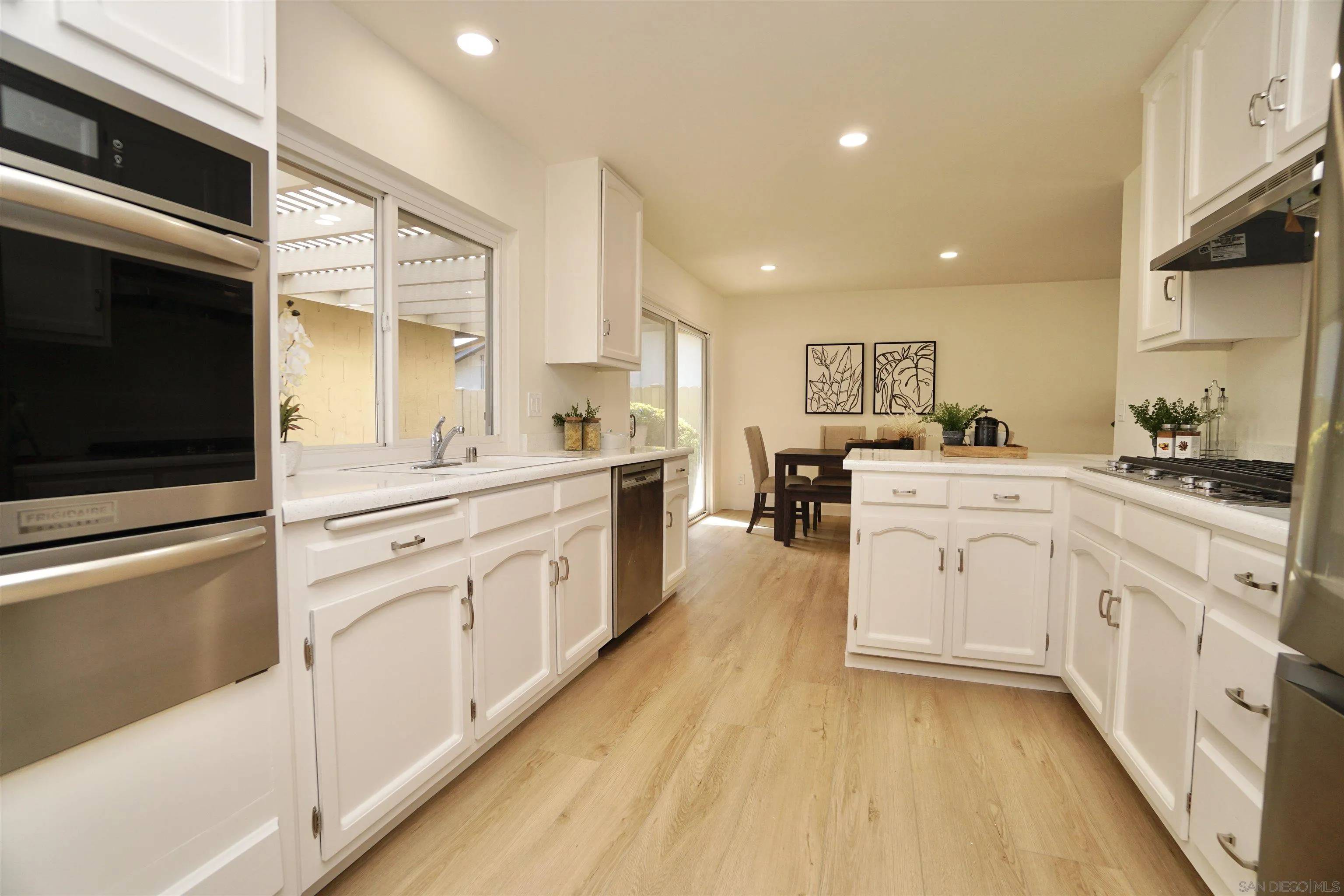 San Diego, CA 92119,7329 Melotte Street
