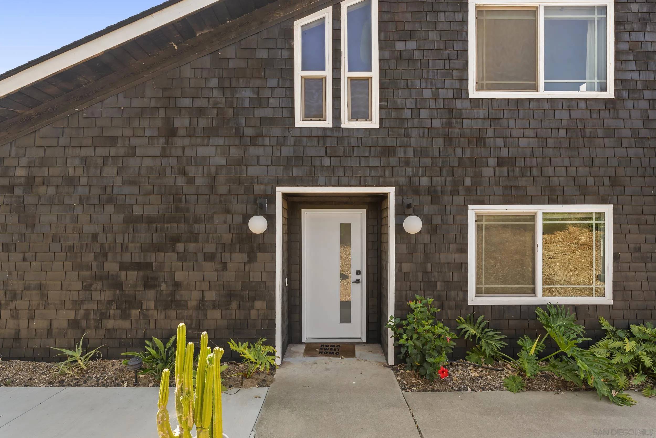 Fallbrook, CA 92028,3860 Las Flores