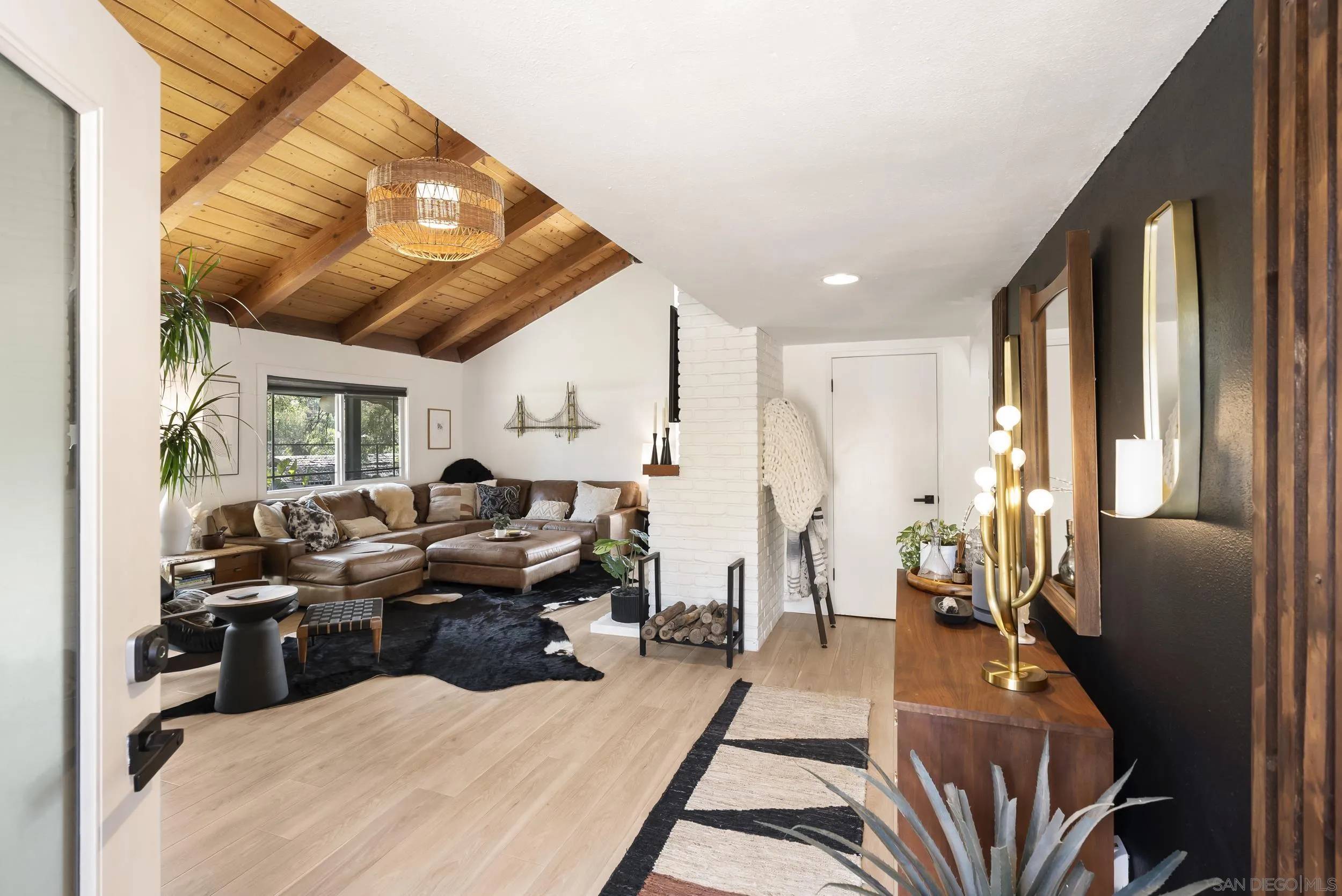 Fallbrook, CA 92028,3860 Las Flores