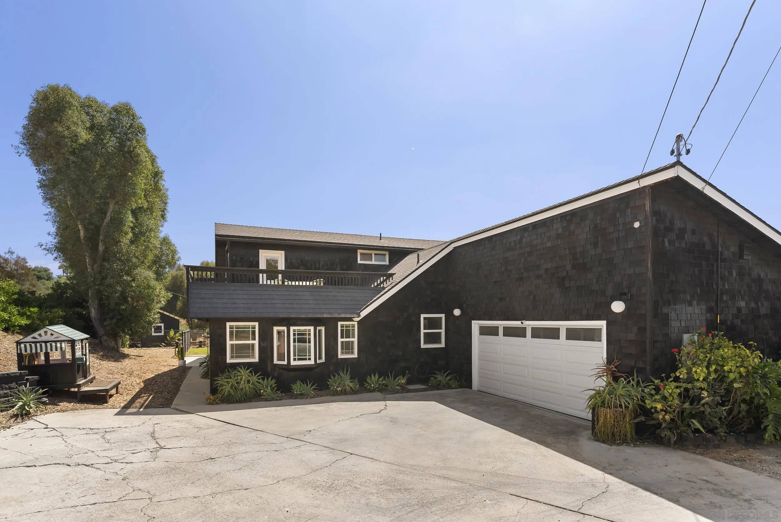 Fallbrook, CA 92028,3860 Las Flores