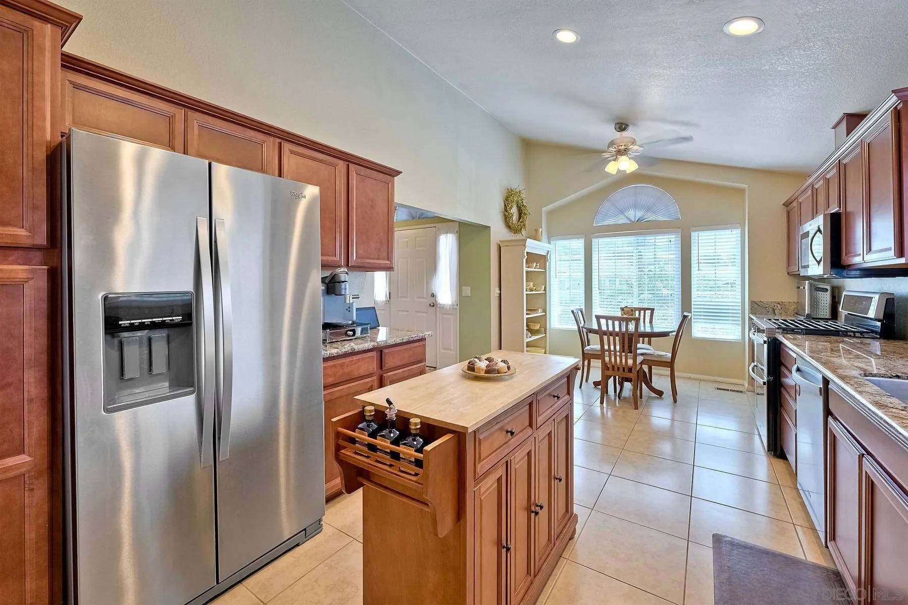 El Cajon, CA 92021,15935 Spring Oaks Road Space 172 #172