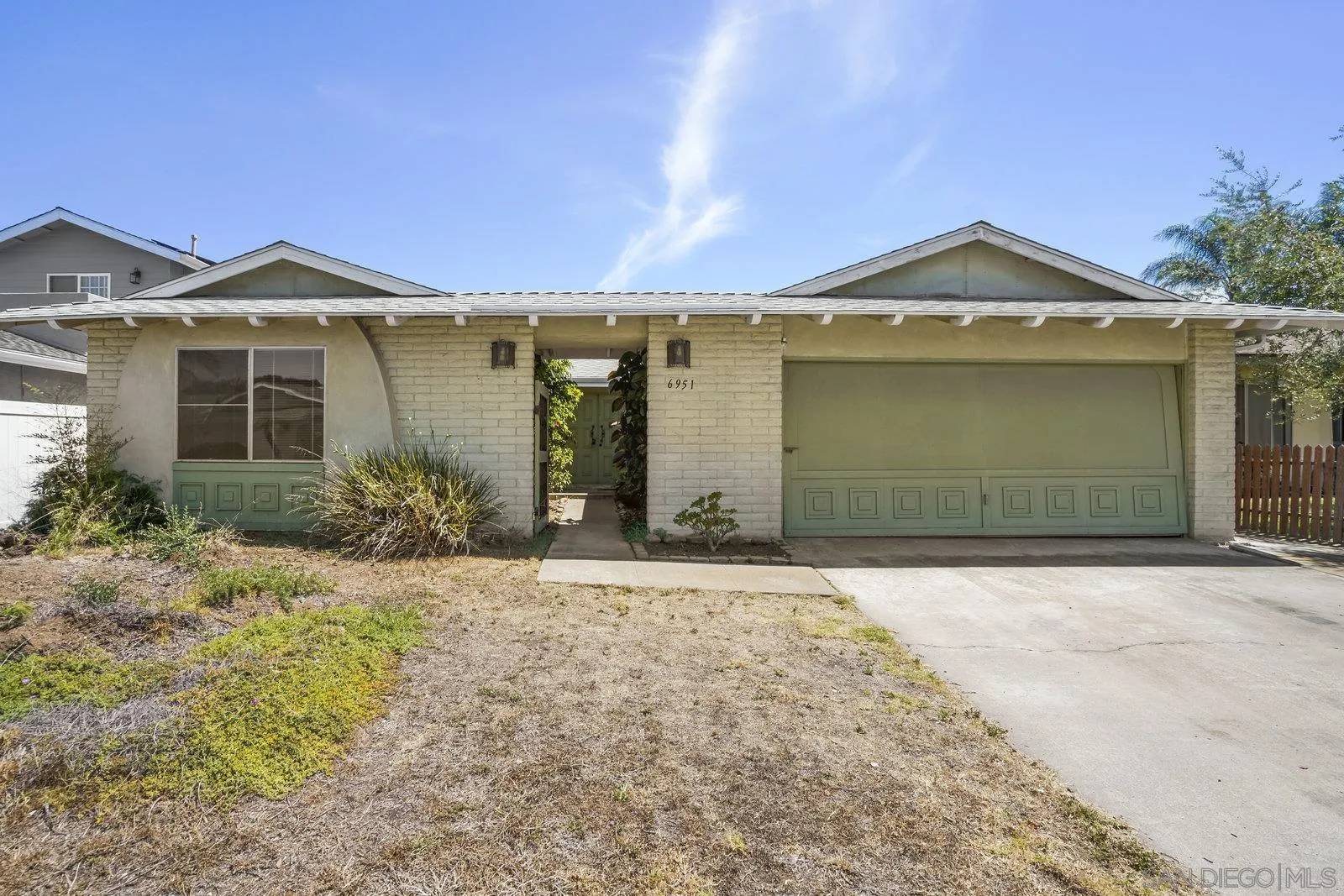 San Diego, CA 92111,6951 Rockglen Ave