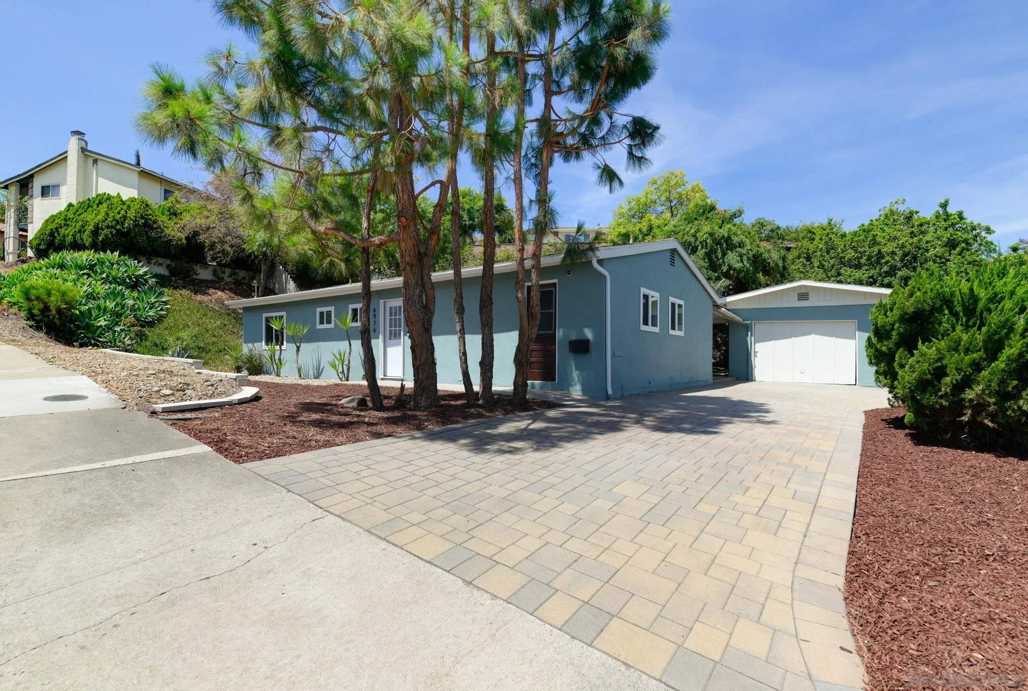 San Diego, CA 92120,6976 Princess View Dr
