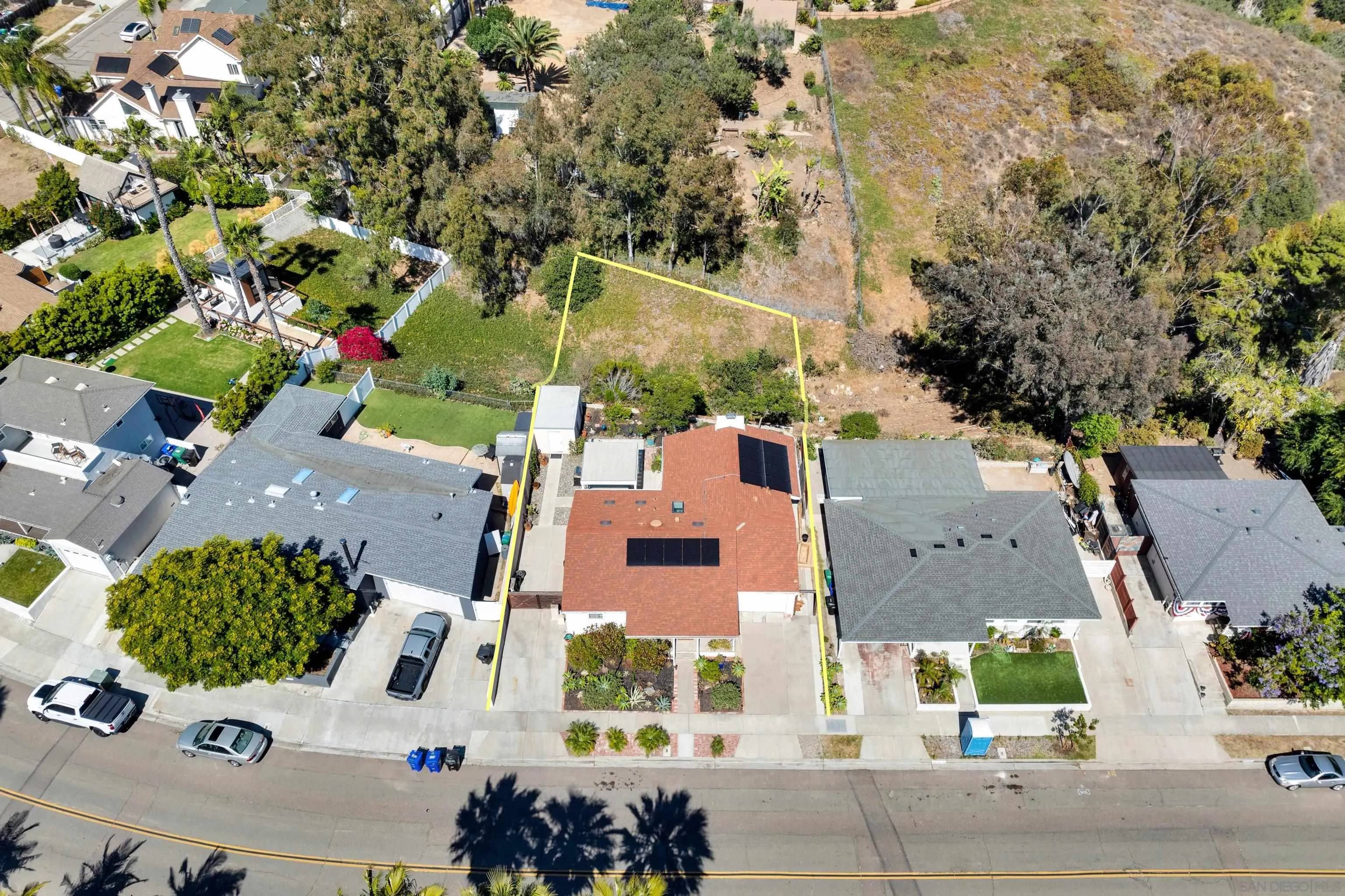 San Diego, CA 92117,3467 Shawnee Rd