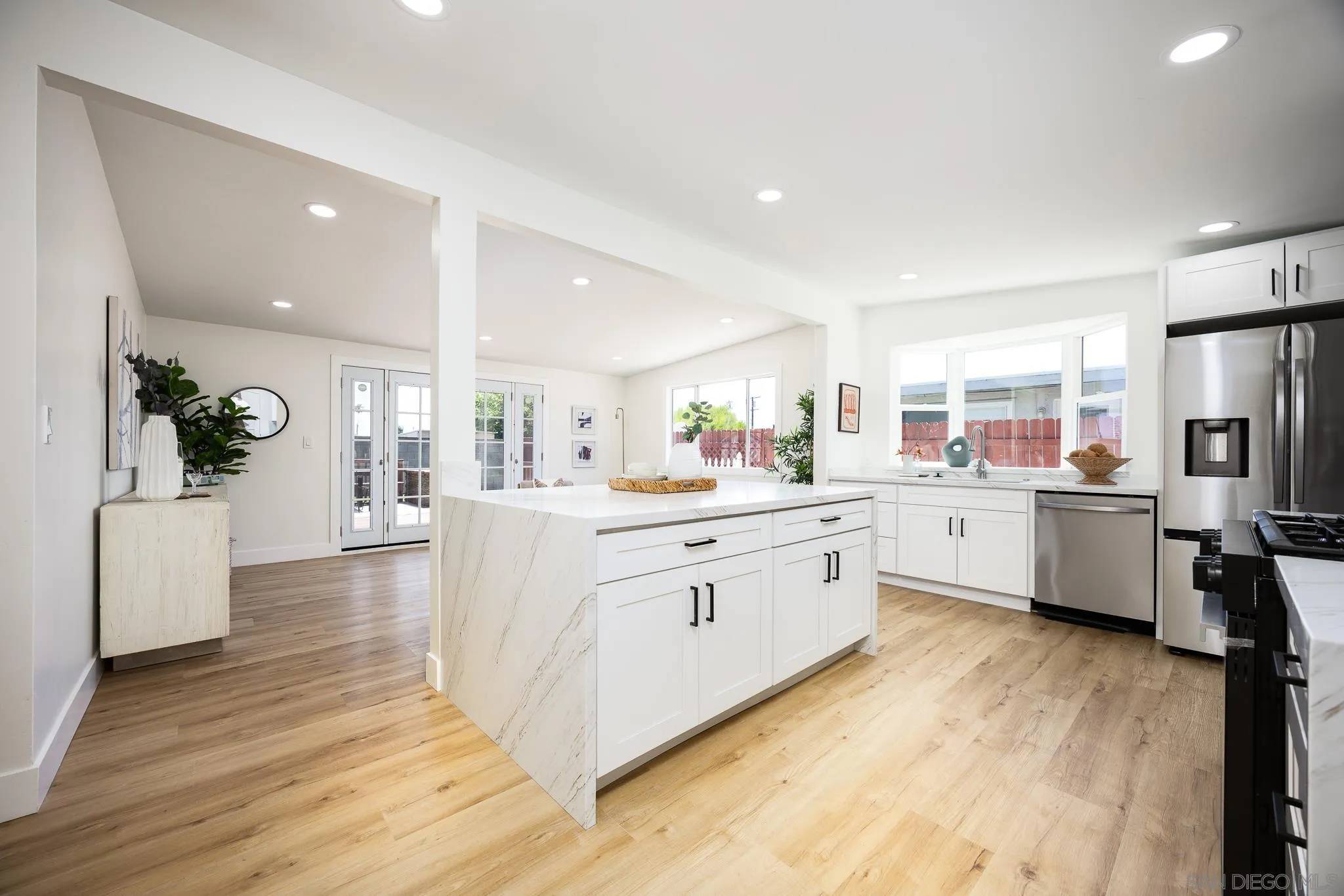 Imperial Beach, CA 91932,747 Holly Ave