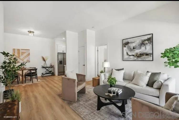 San Diego, CA 92122,8320 S Regents Rd. # 20 #20