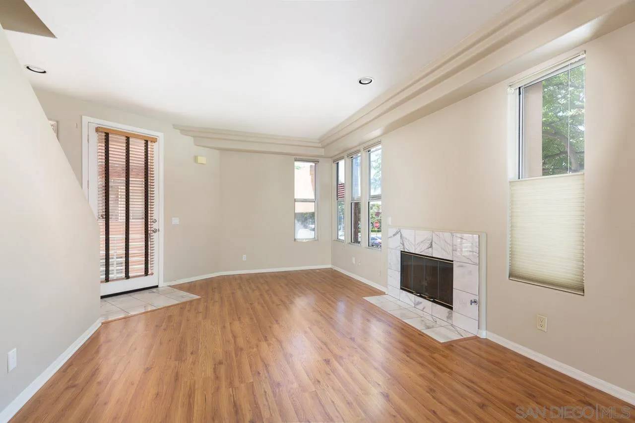 Coronado, CA 92118,1106 2nd