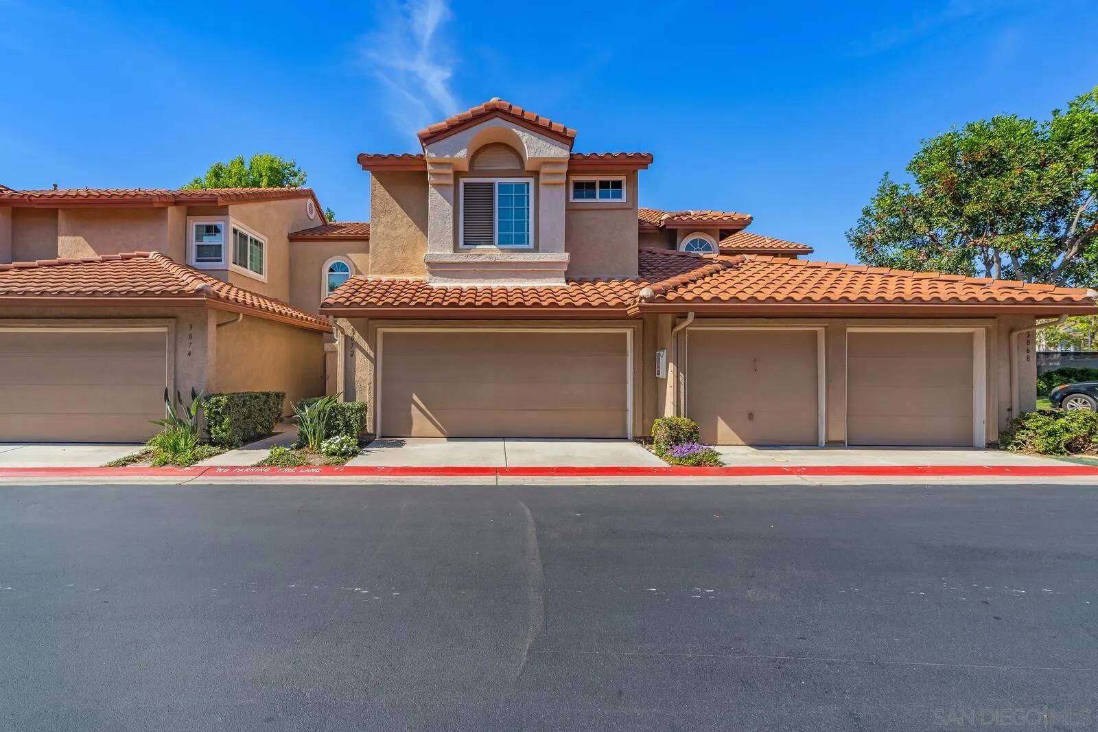 San Diego, CA 92130,3872 Creststone Pl