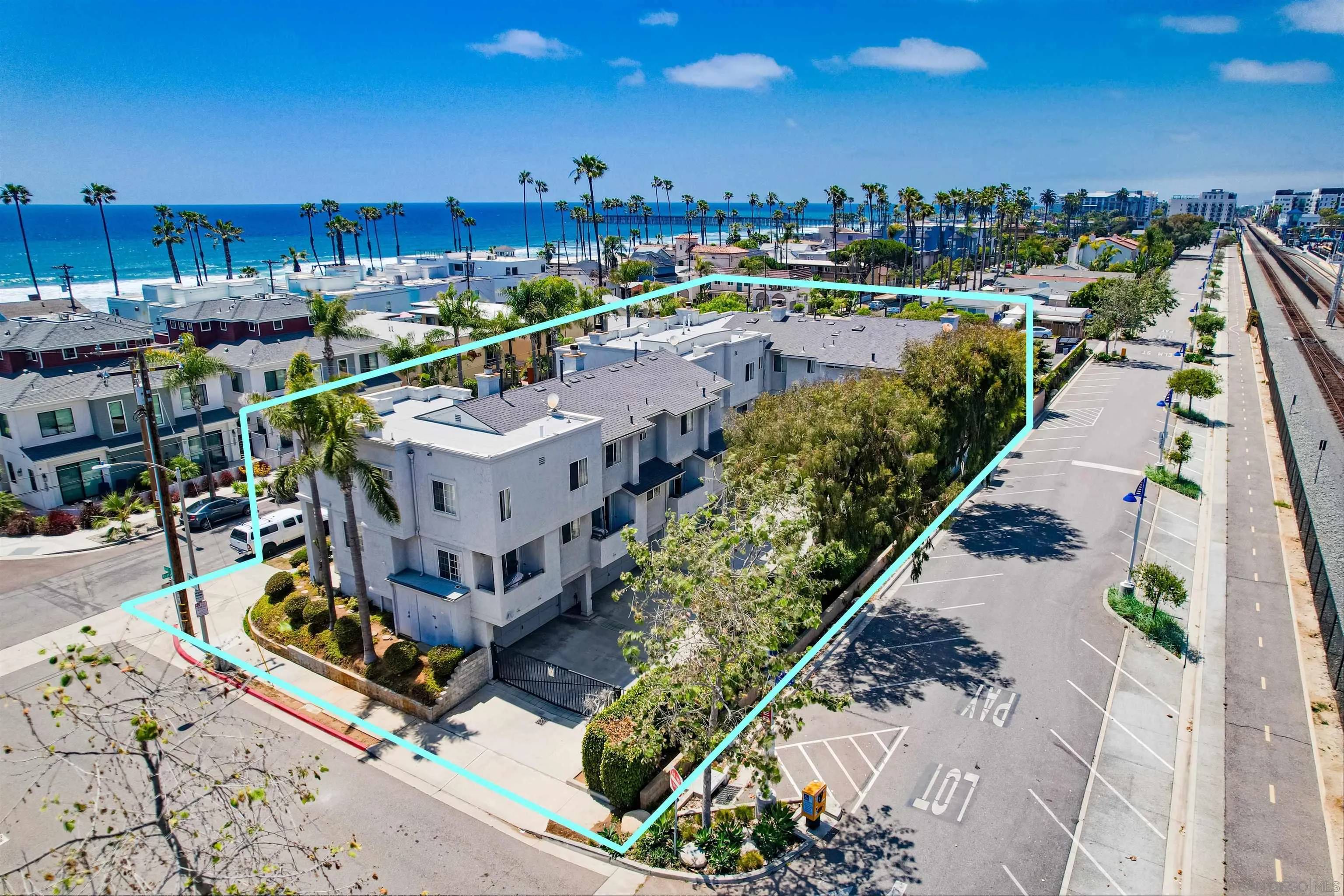 Oceanside, CA 92084,514 Myers St