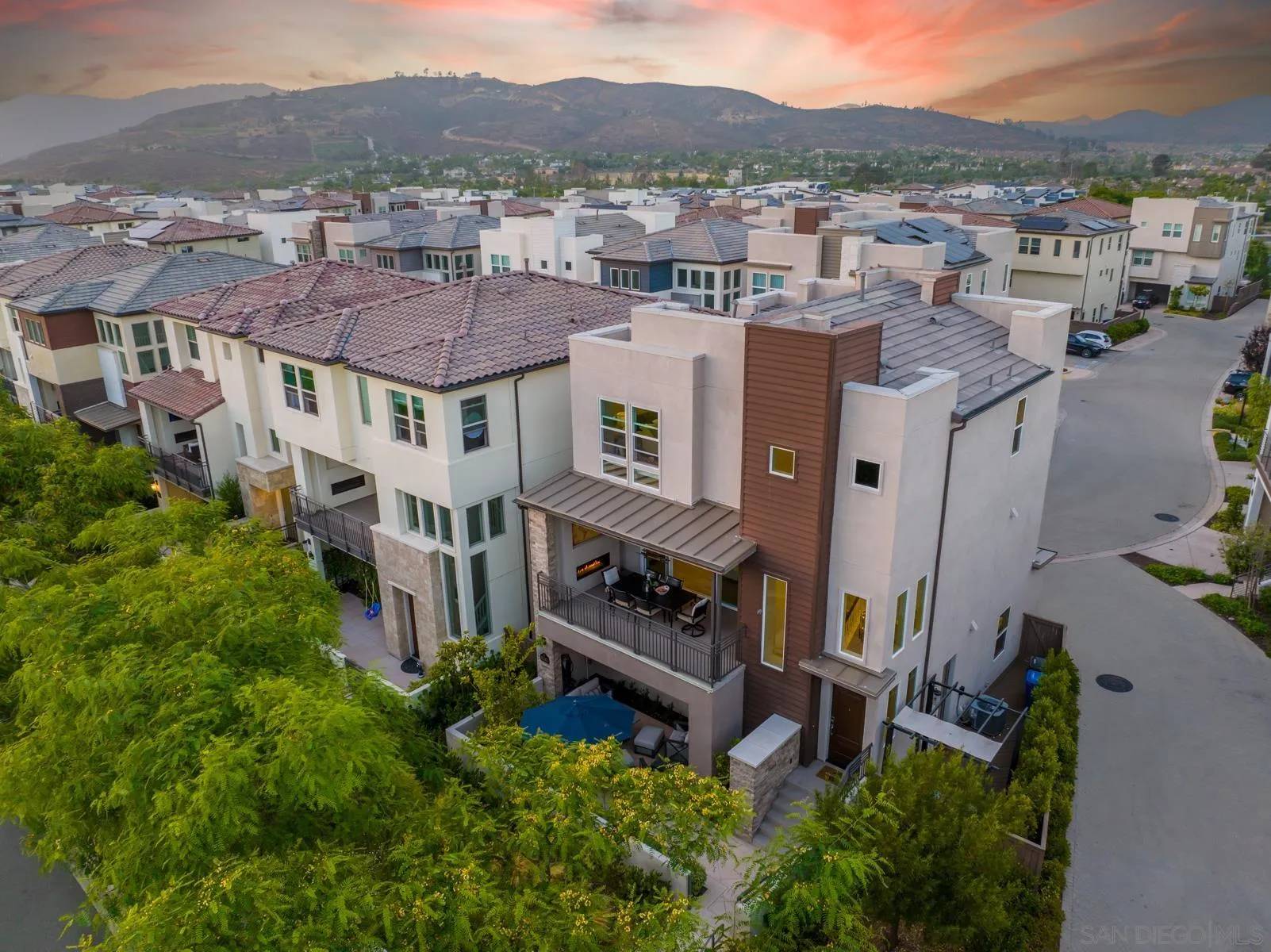 San Diego, CA 92127,16242 Camden Cir