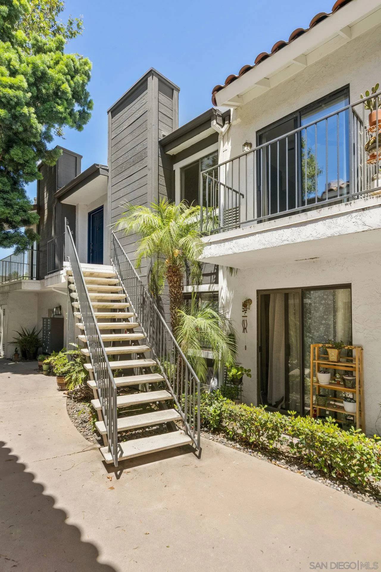 San Diego, CA 92102,2917 C St #187