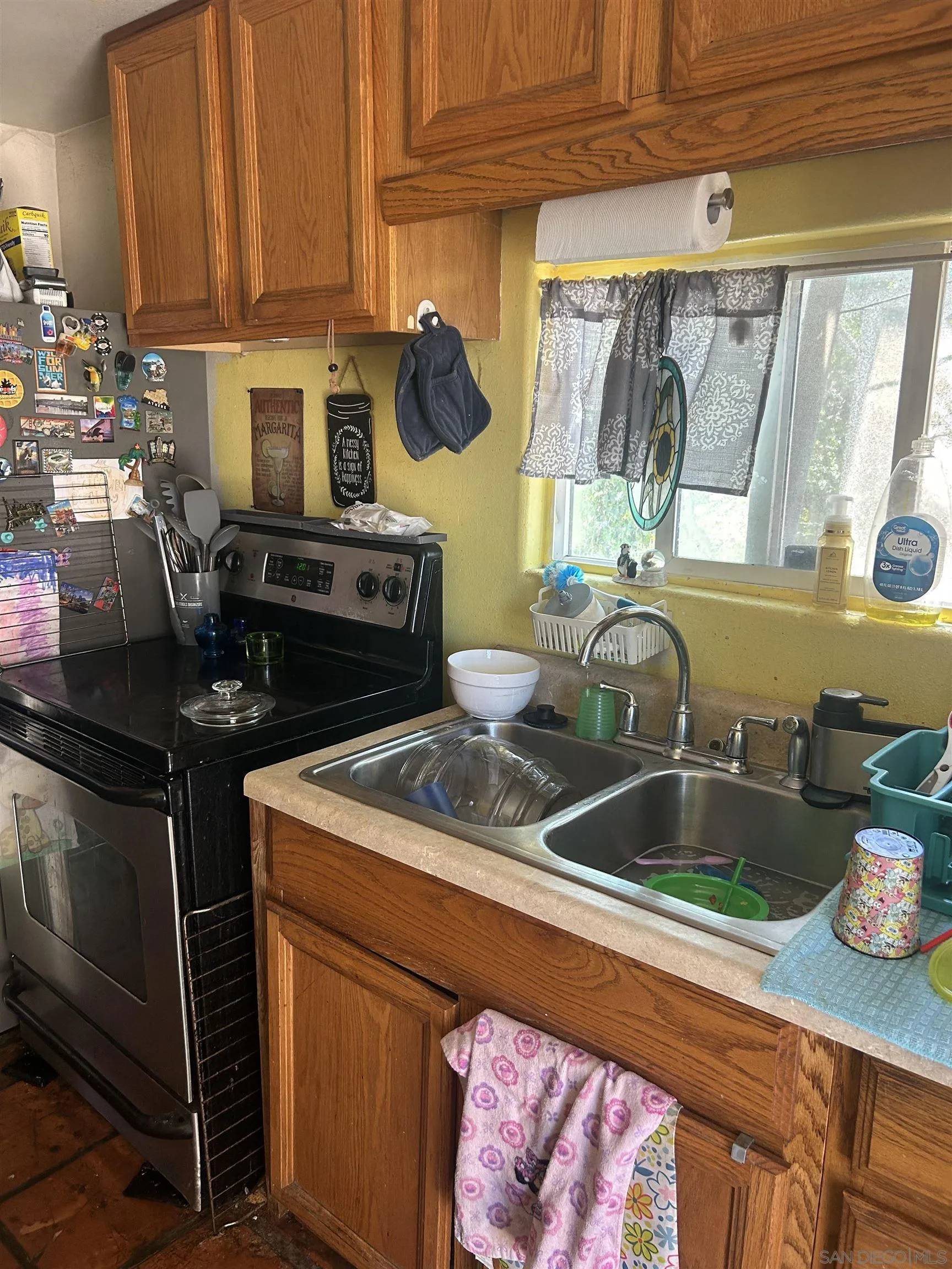 Escondido, CA 92026,10482 Tatas Pl