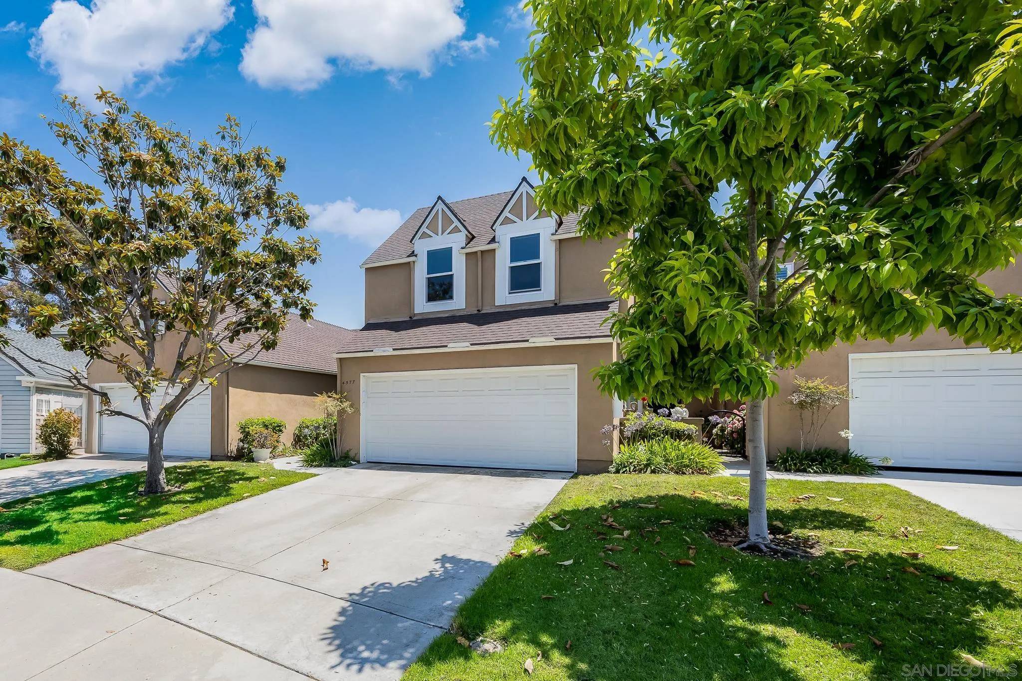 Carlsbad, CA 92010,4577 Essex Ct