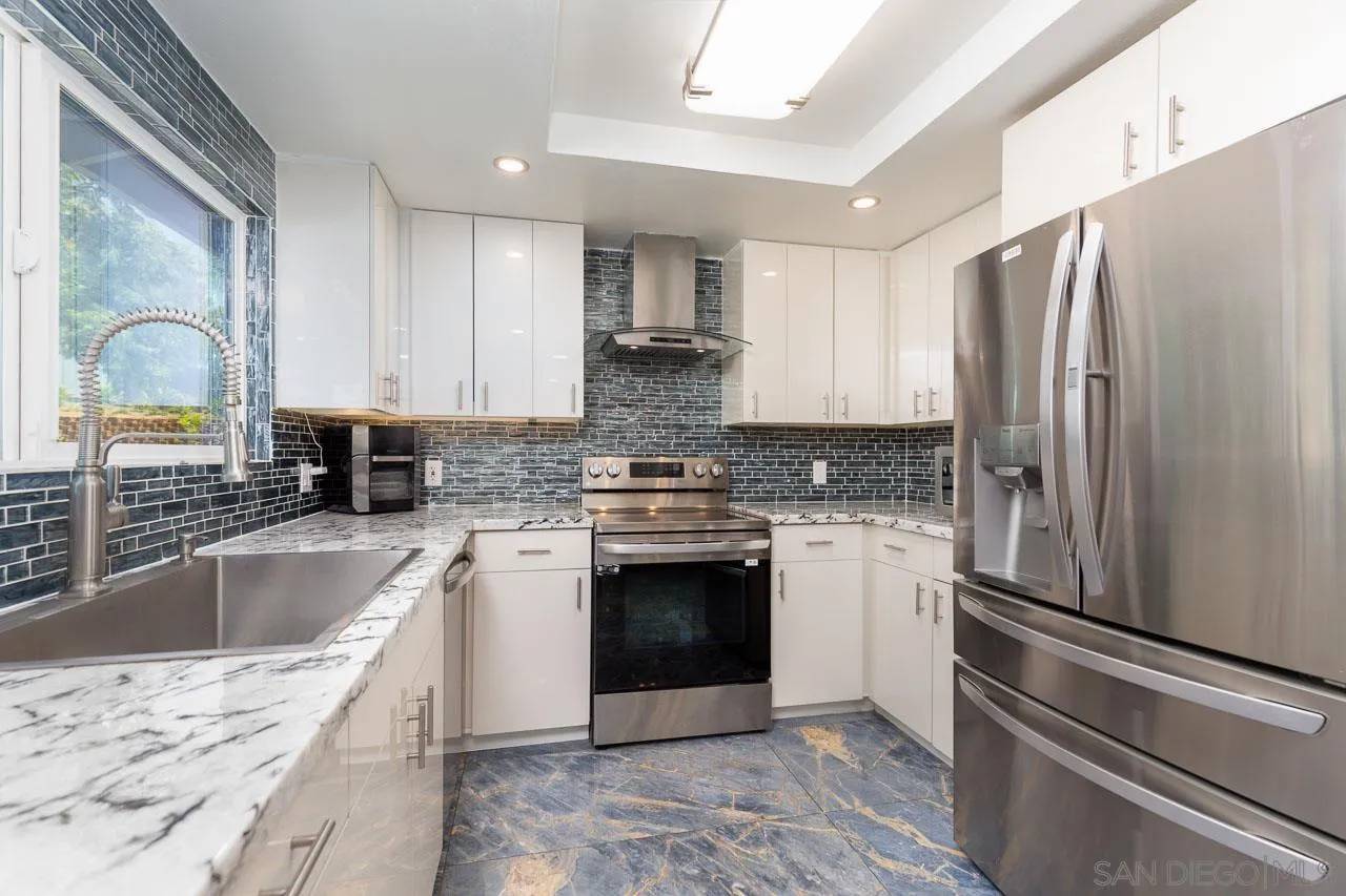 Lakeside, CA 92040,12274 Gay Rio Dr