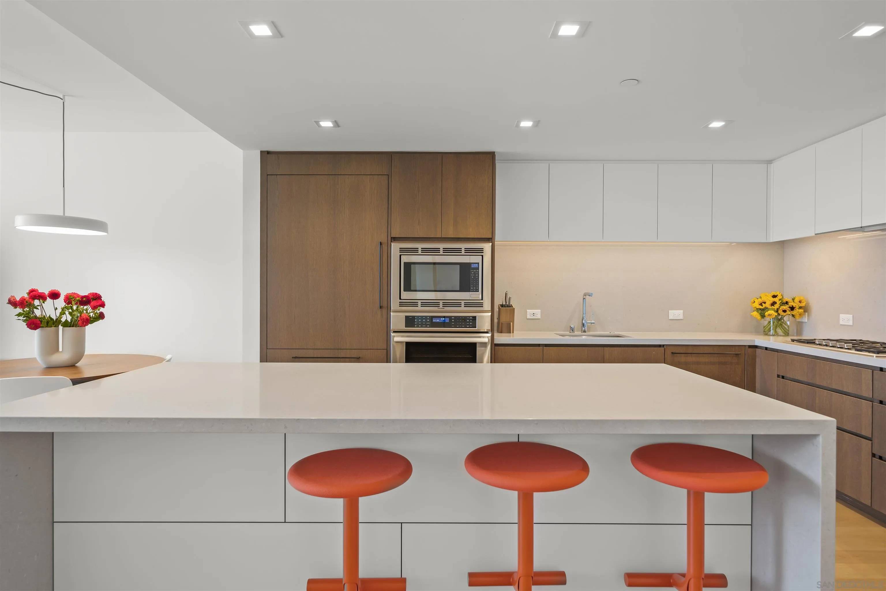 San Diego, CA 92101,1388 Kettner Blvd #601