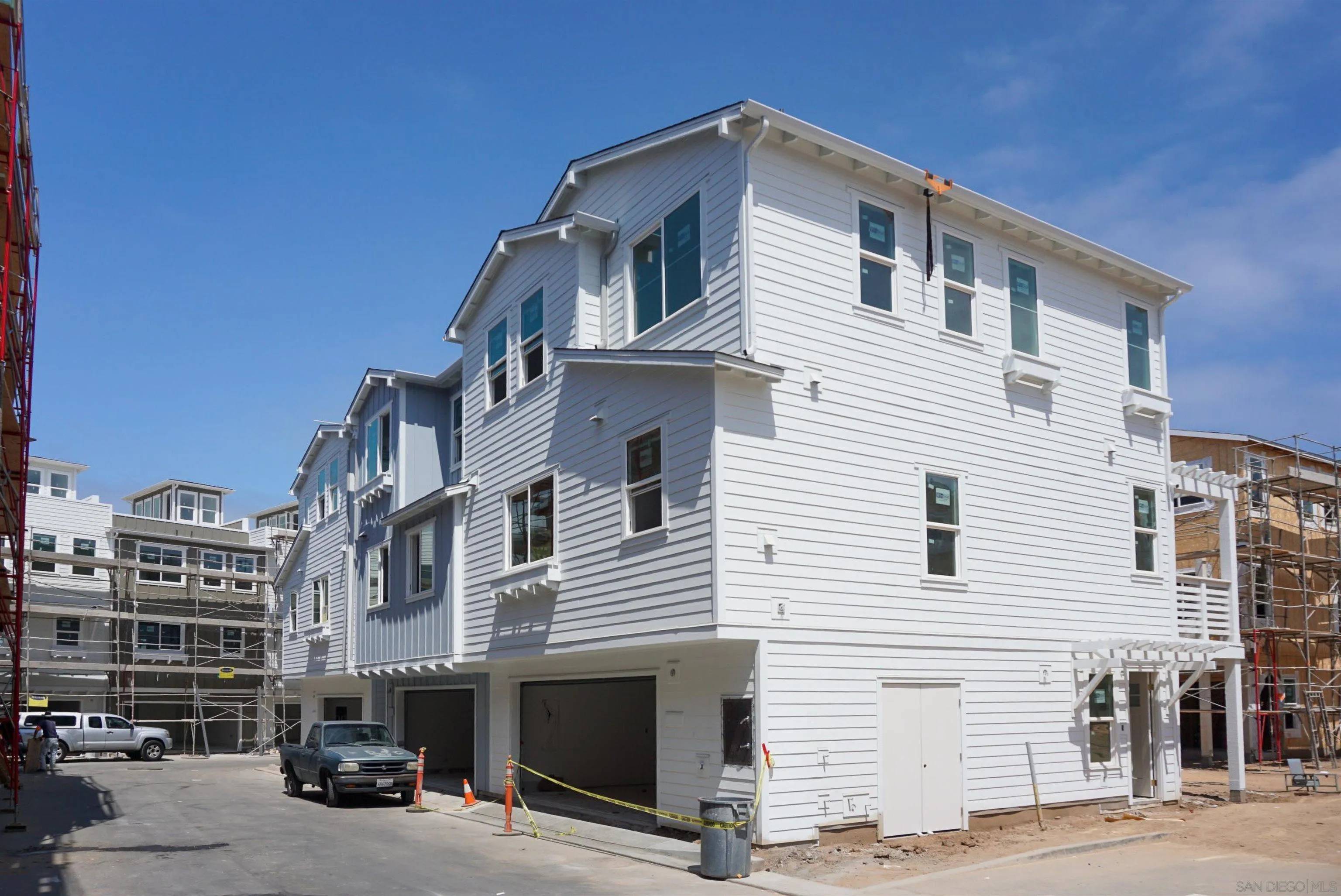 Carlsbad, CA 92011,7496 Ponto Road