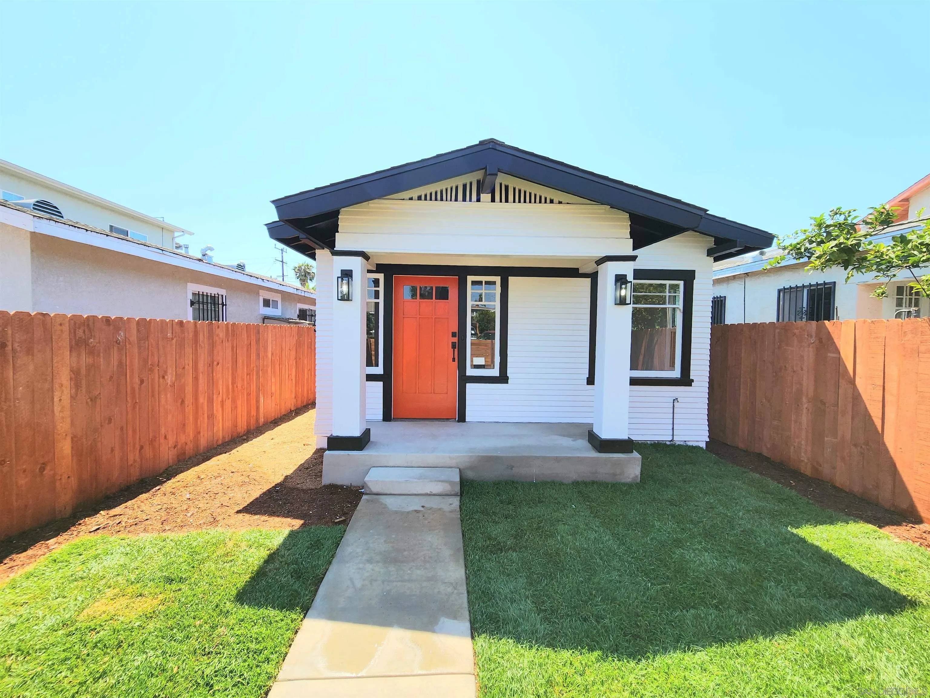 San Diego, CA 92105,3842 46th St