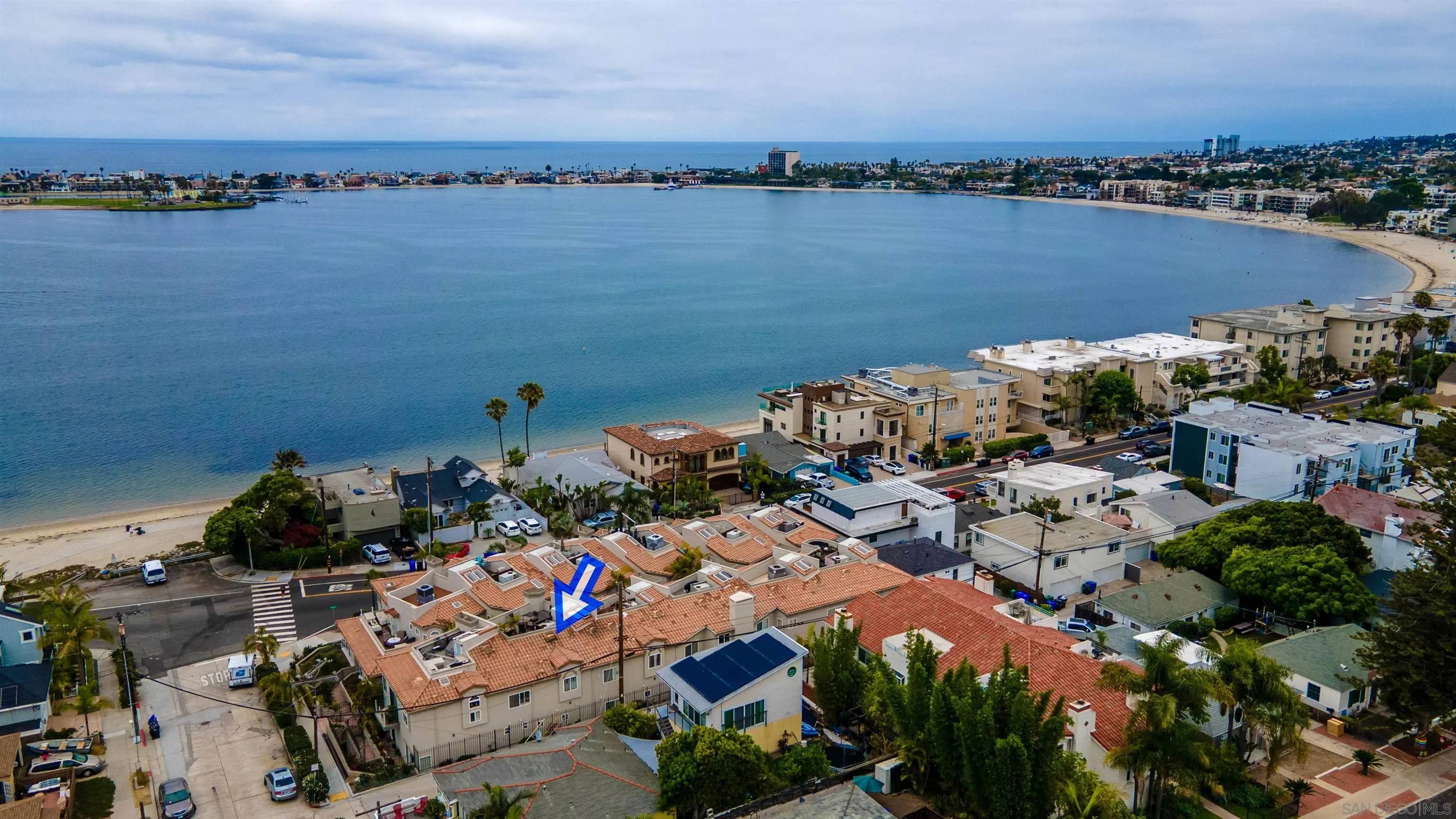 San Diego, CA 92109,3701 Riviera Dr #4