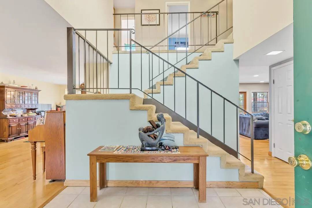 San Diego, CA 92131,10315 Moselle St.