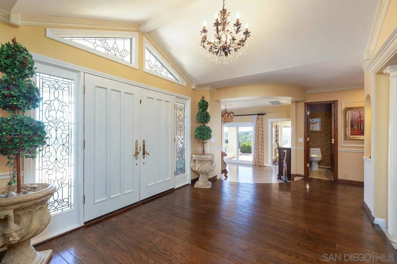 Poway, CA 92064,13012 SOLERA WAY