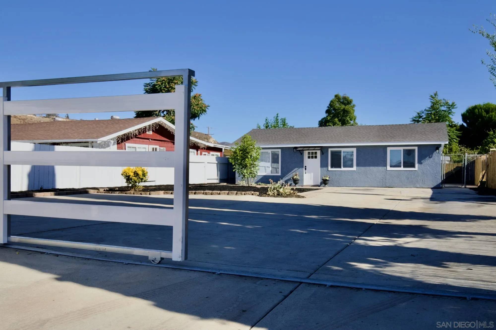 Lakeside, CA 92040,12525 Julian Avenue