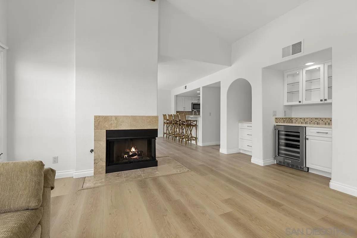 Encinitas, CA 92024,378 Playa Blanca