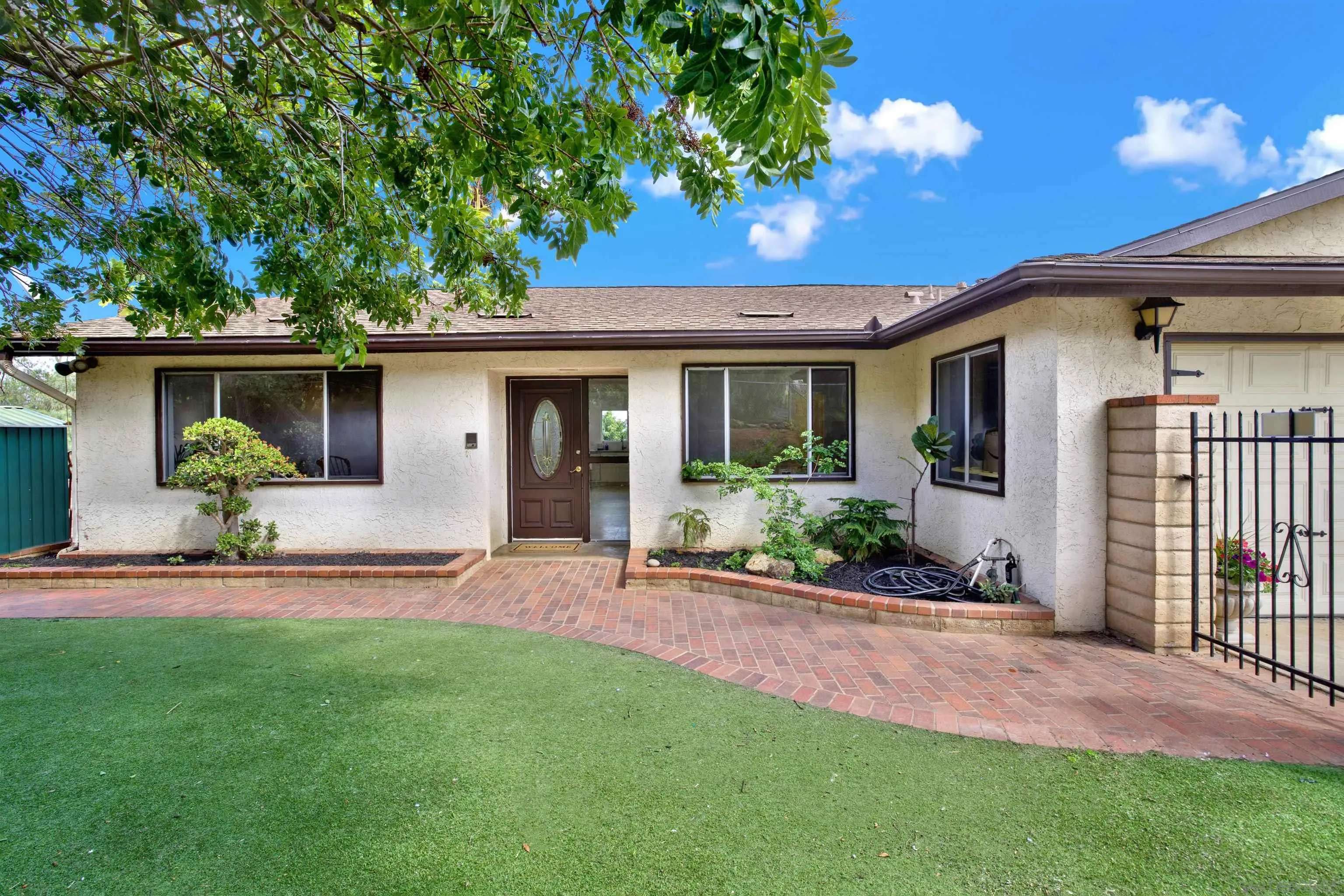 Escondido, CA 92025,460 Rancho La Mirada Ln