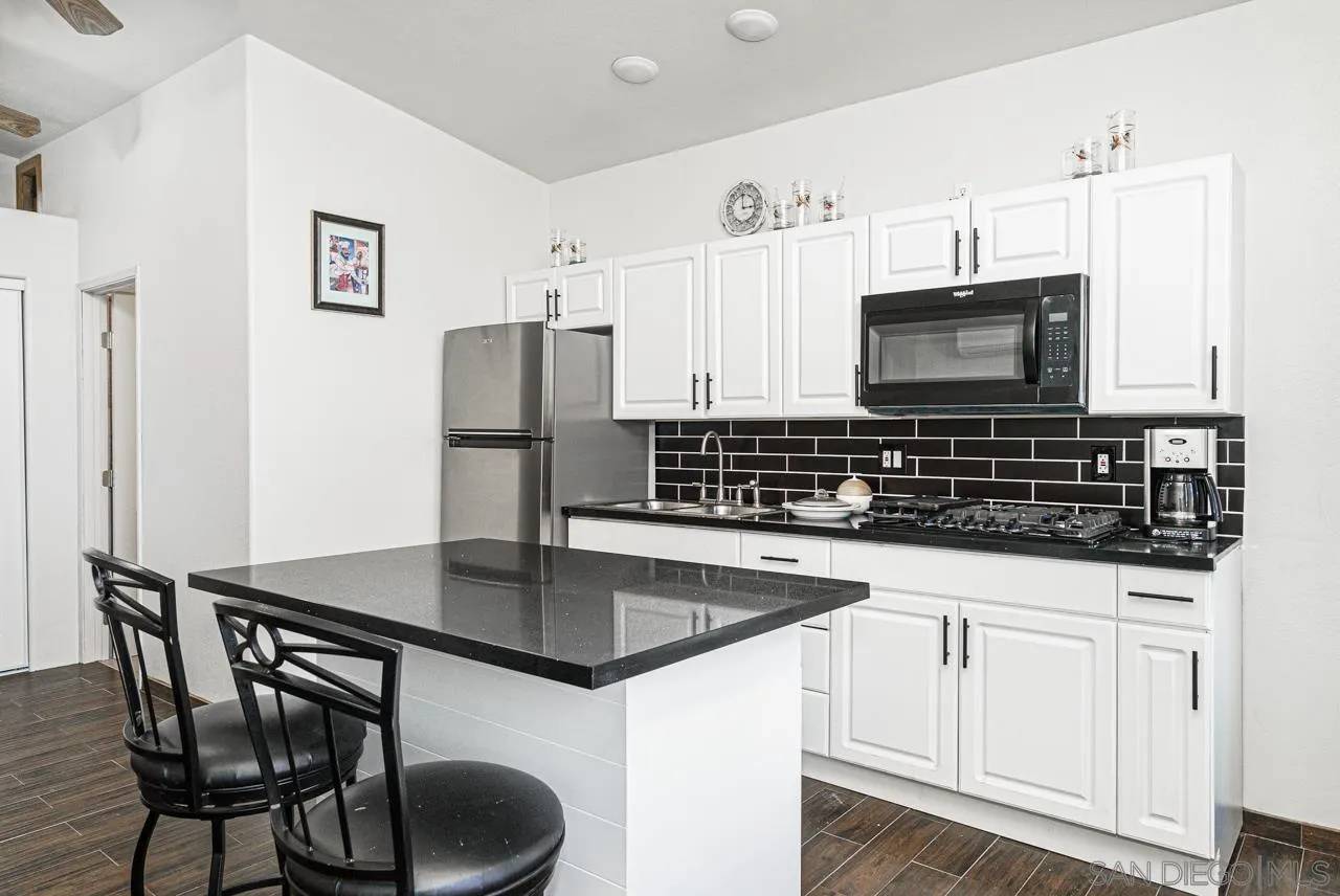 San Diego, CA 92114,262 Flowerdale Ln