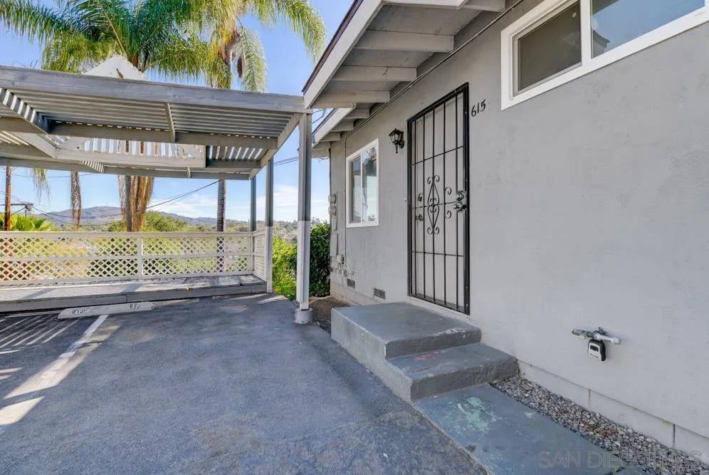Vista, CA 92084,615-617 Truly Ter