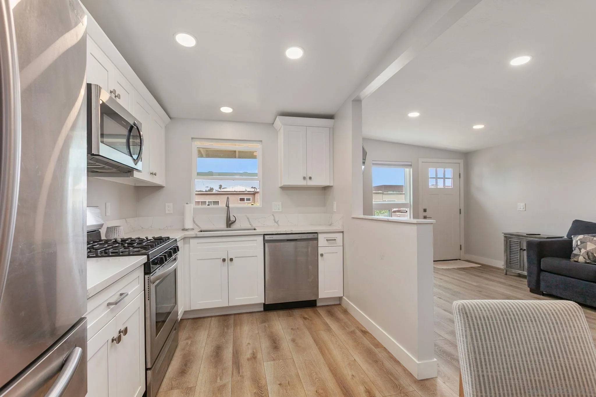 Encinitas, CA 92024,132-134 Phoebe St