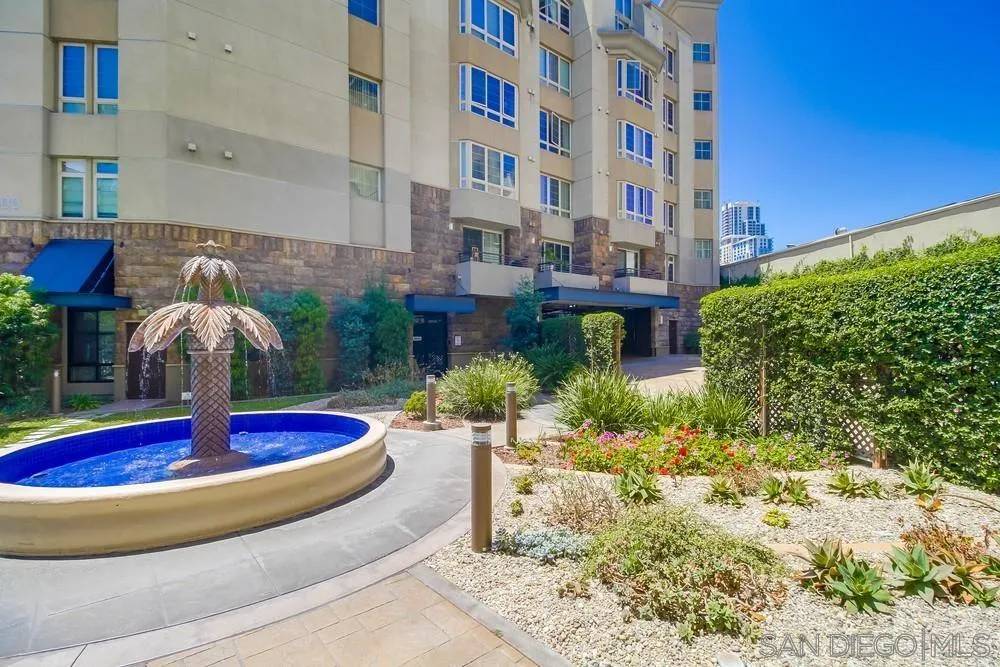 San Diego, CA 92101,1480 Broadway St #2201