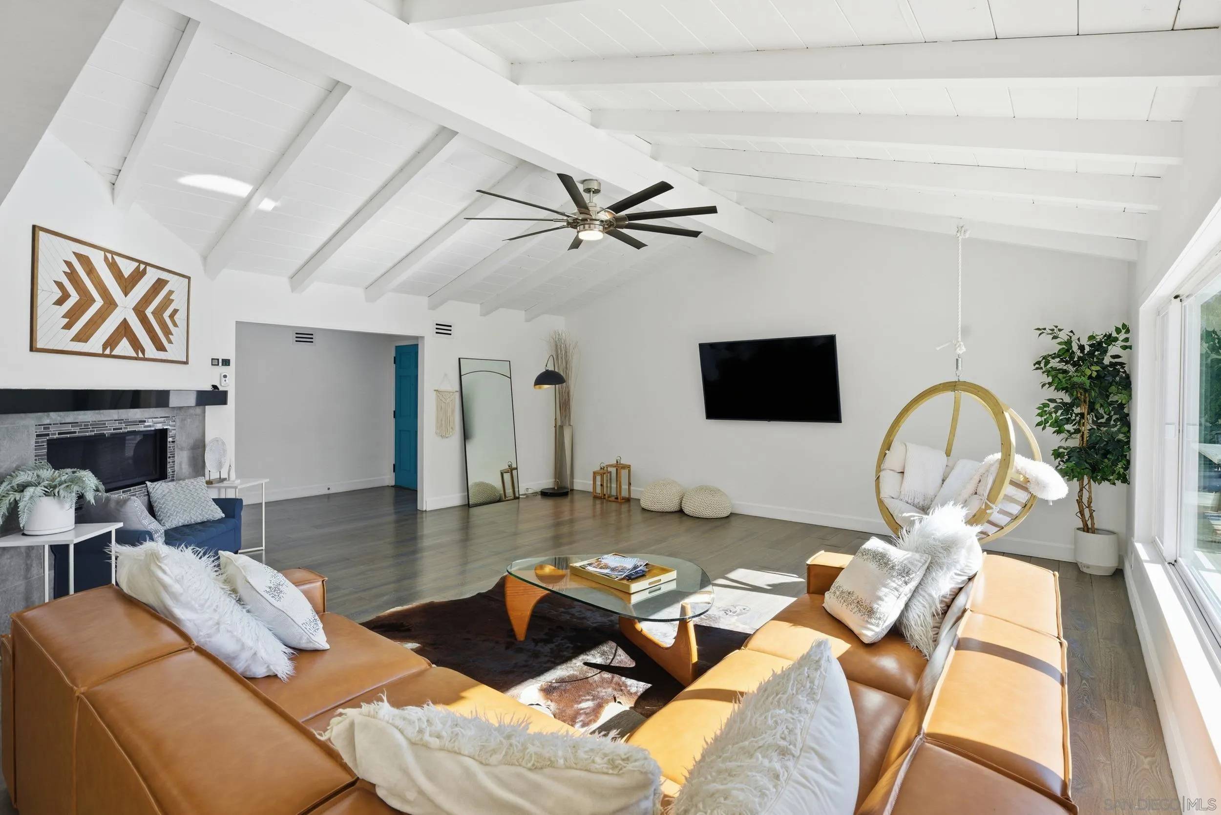 Solana Beach, CA 92075,455 Glencrest Dr